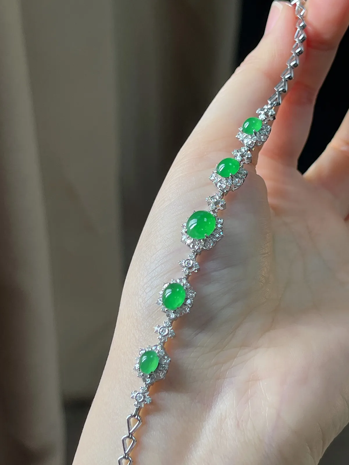 18k金翡翠冰满绿手链