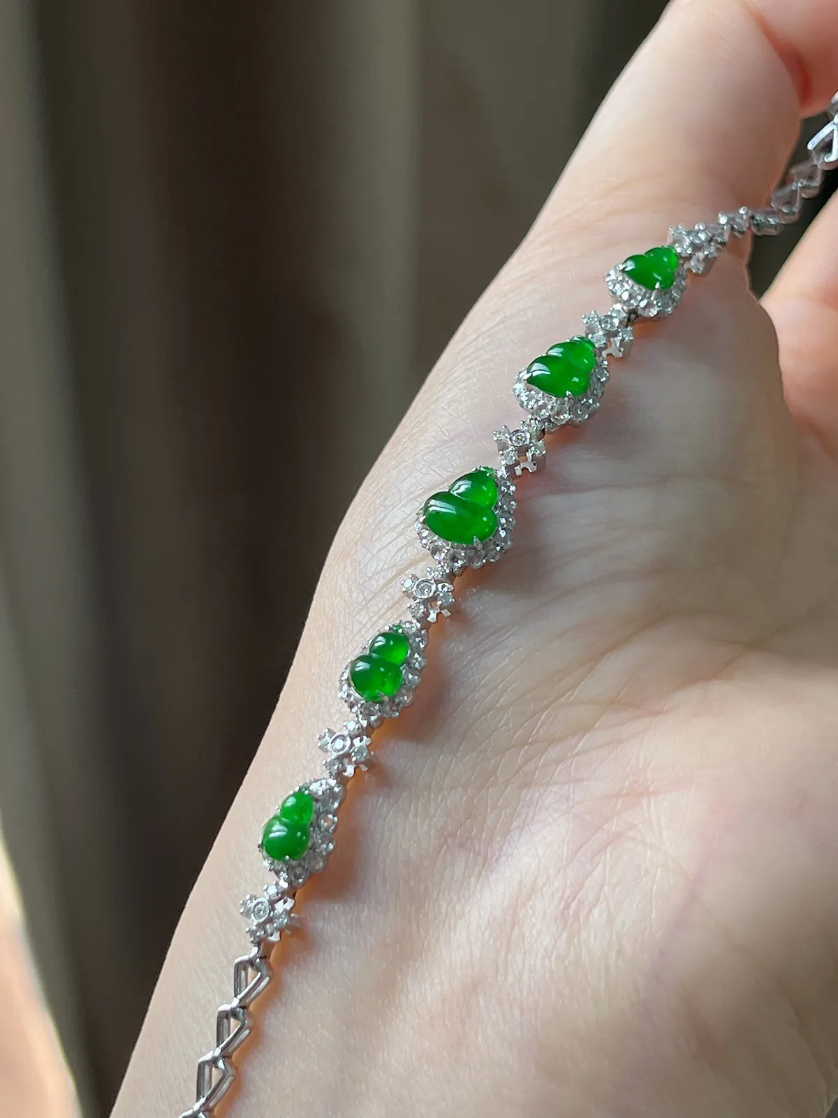 18k金翡翠冰满绿手链