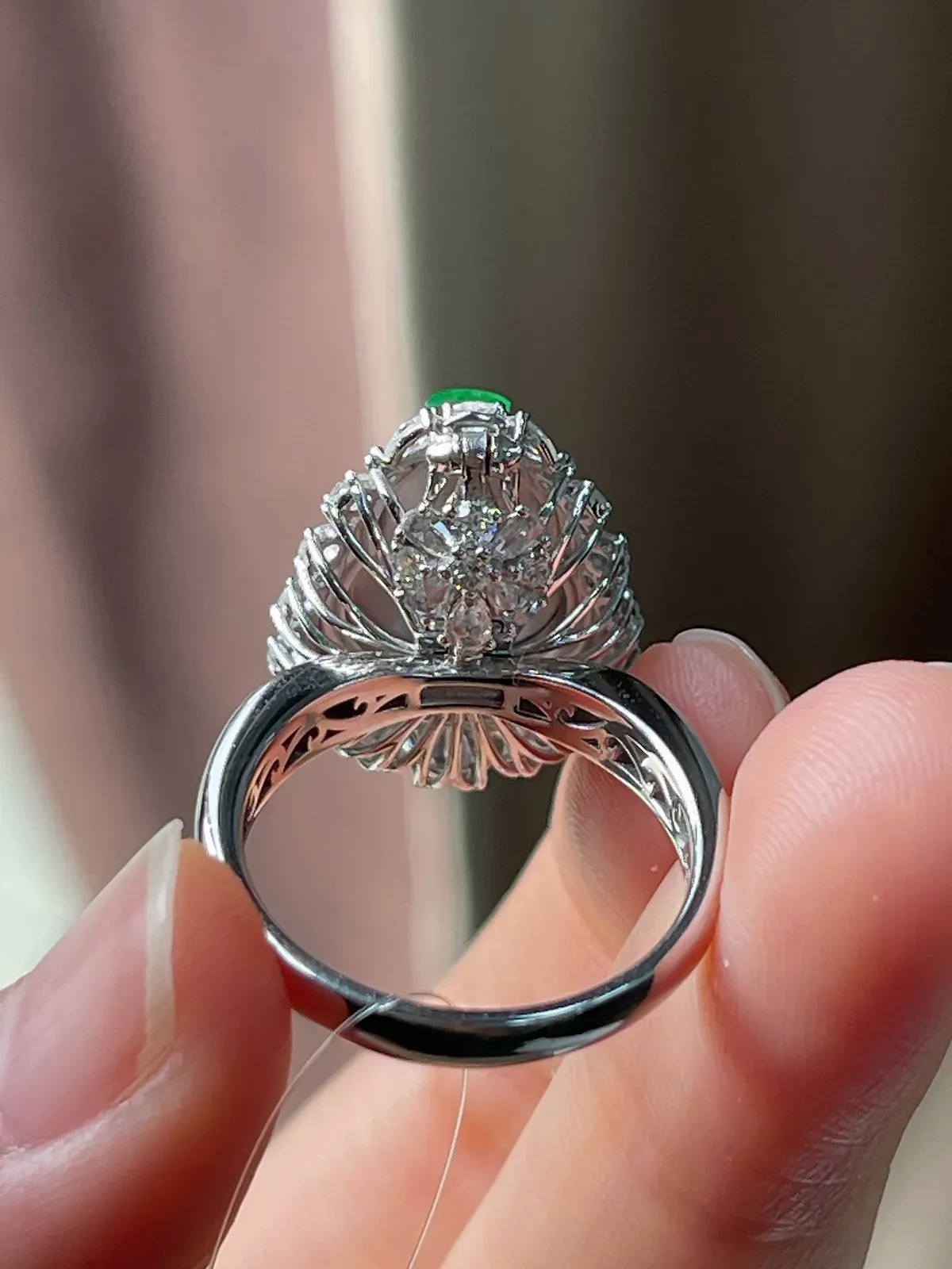 18k金翡翠满绿戒指