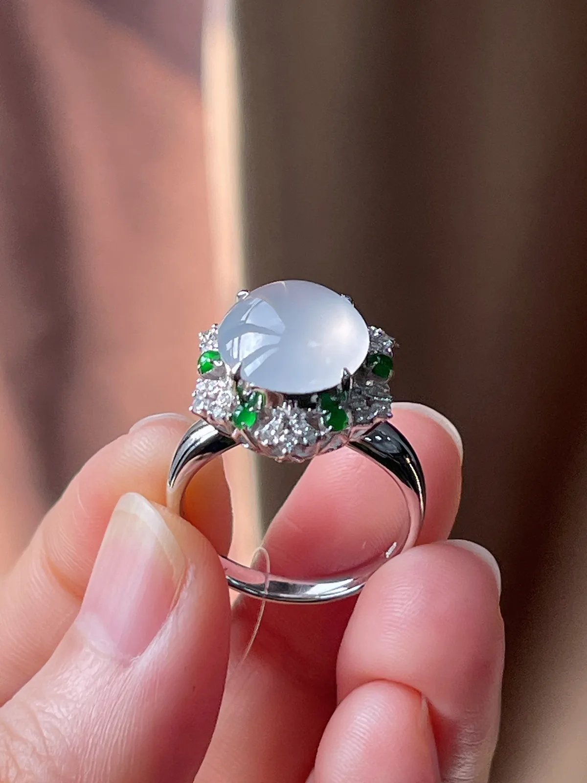 18k金翡翠冰种白色戒指