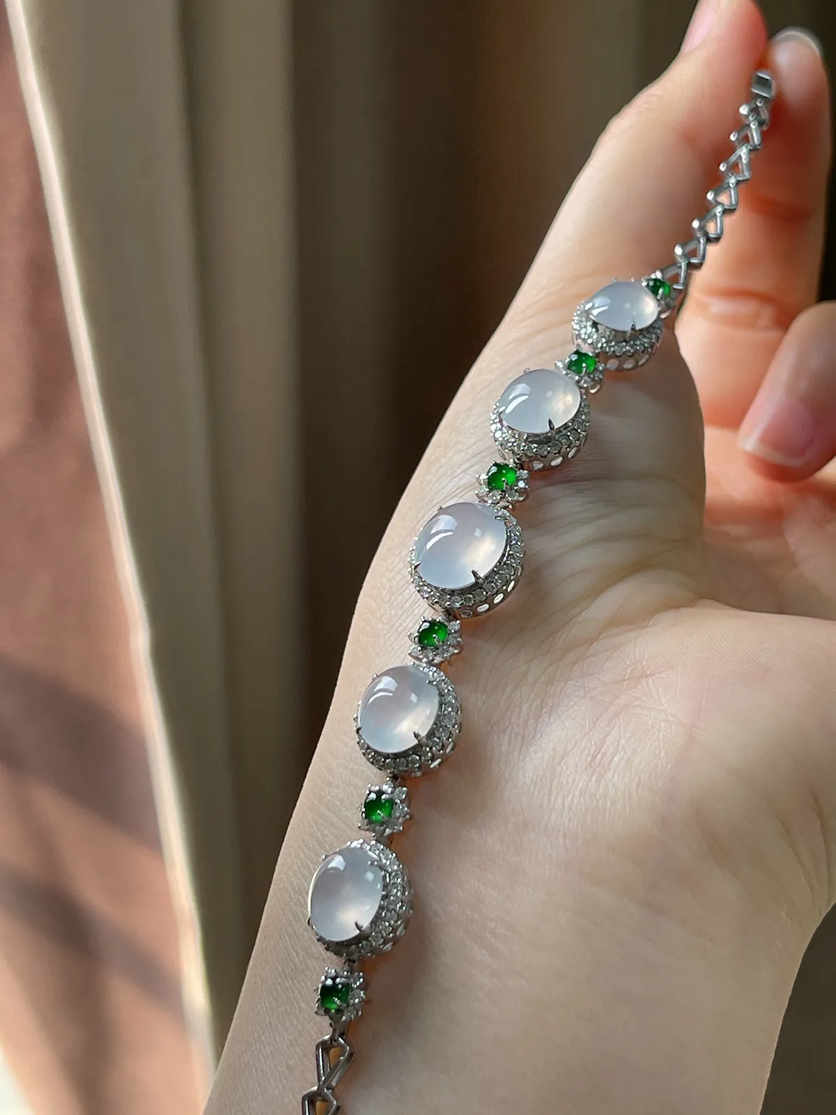 18k金翡翠白冰手链