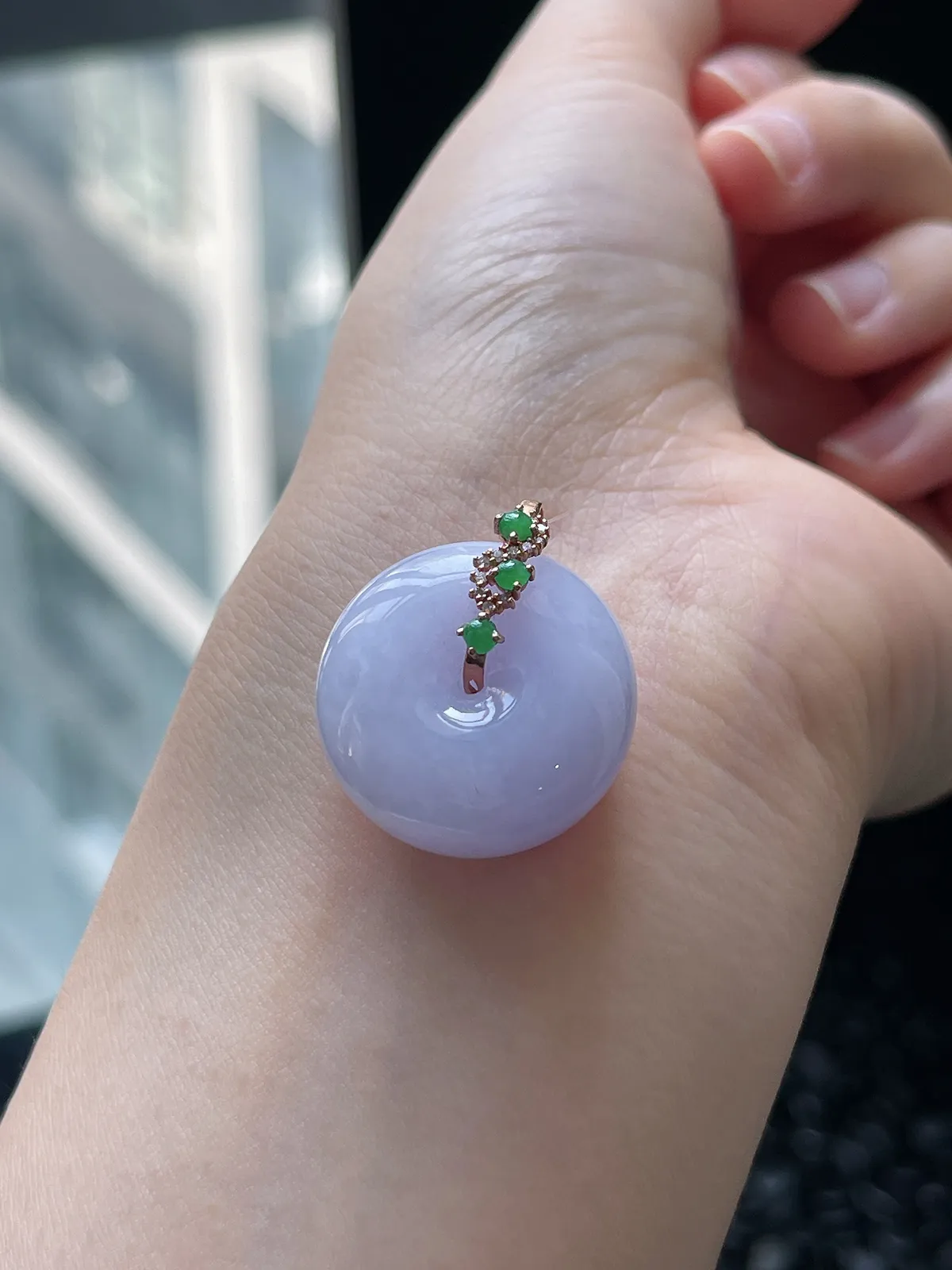 翡翠糯化种满紫肥扣平安扣，印记：G18K,伴钻石