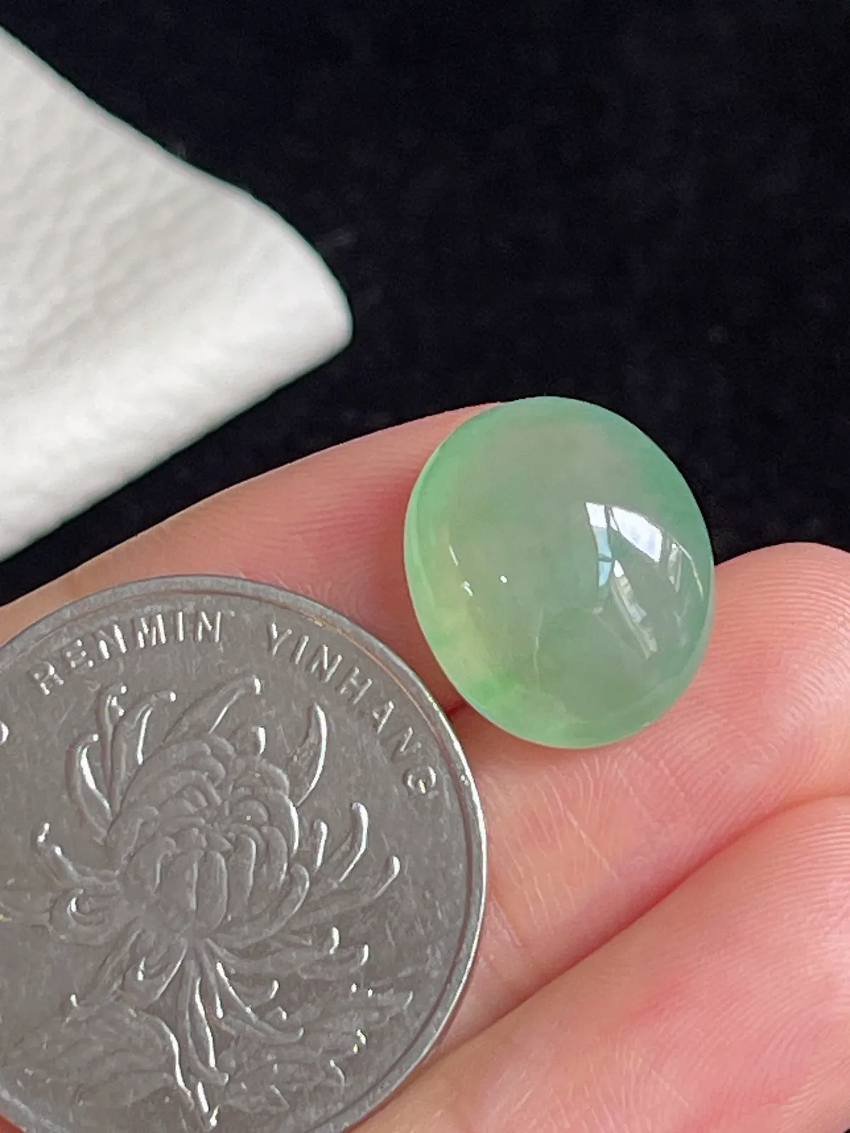 翡翠冰糯种浅绿色戒面