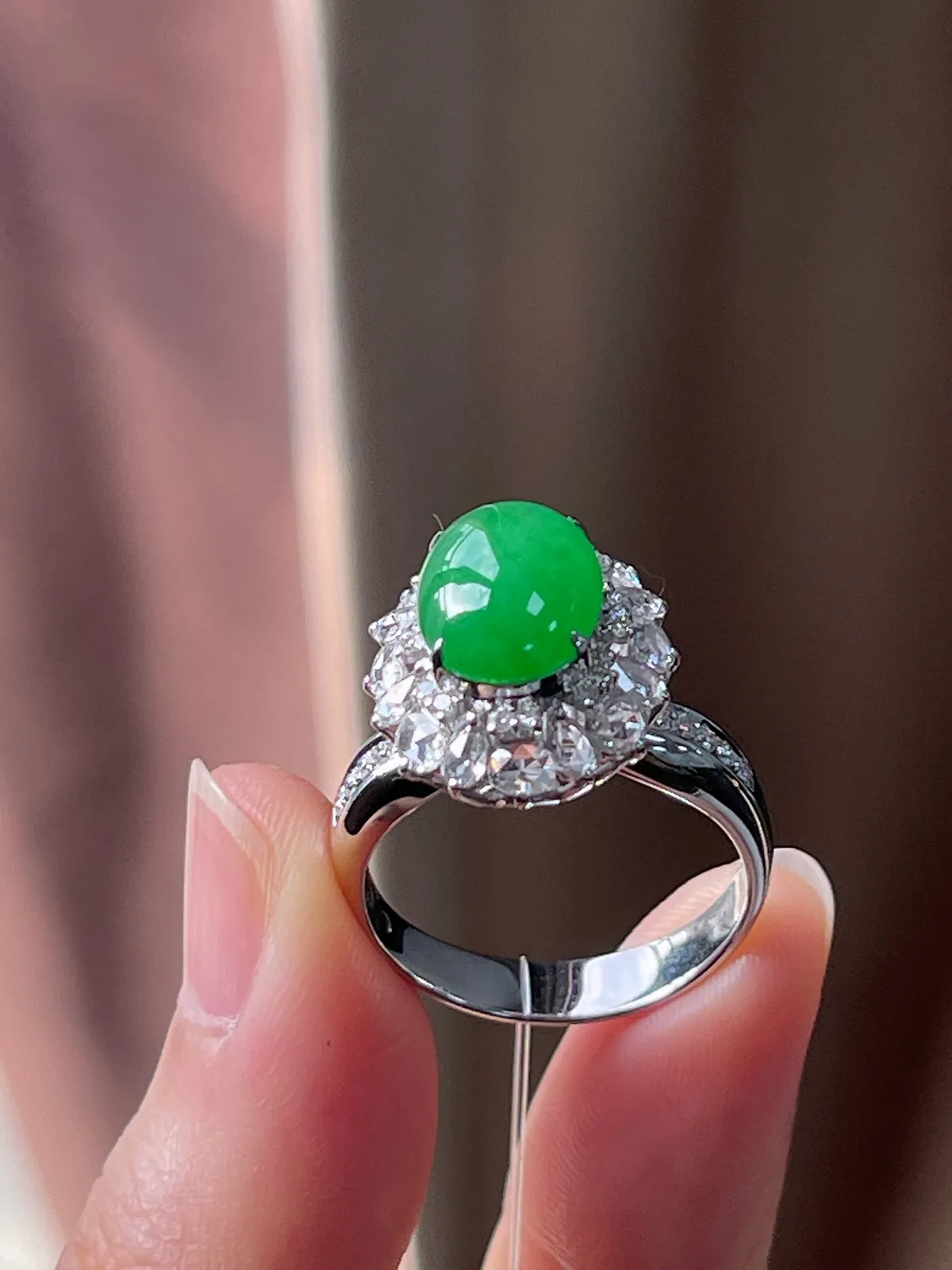 18k金翡翠满绿戒指