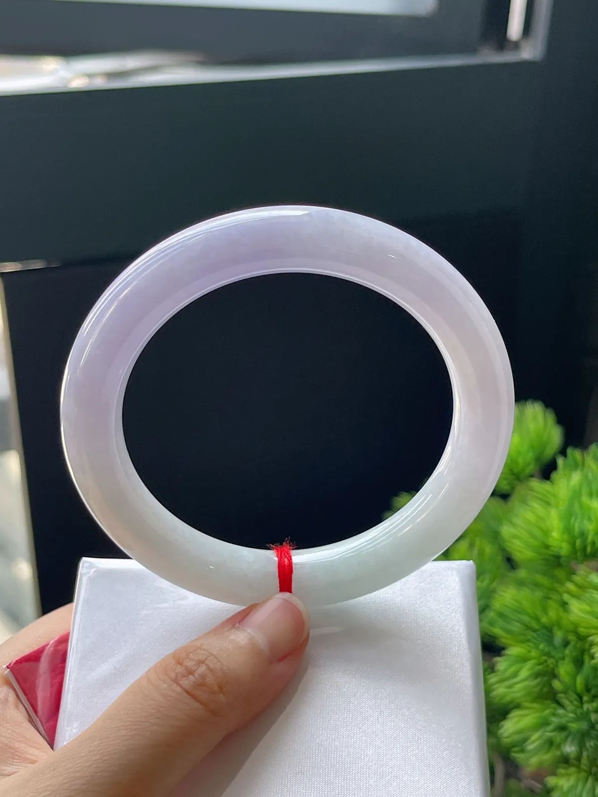 圆条58.6，翡翠糯化种淡紫色手镯