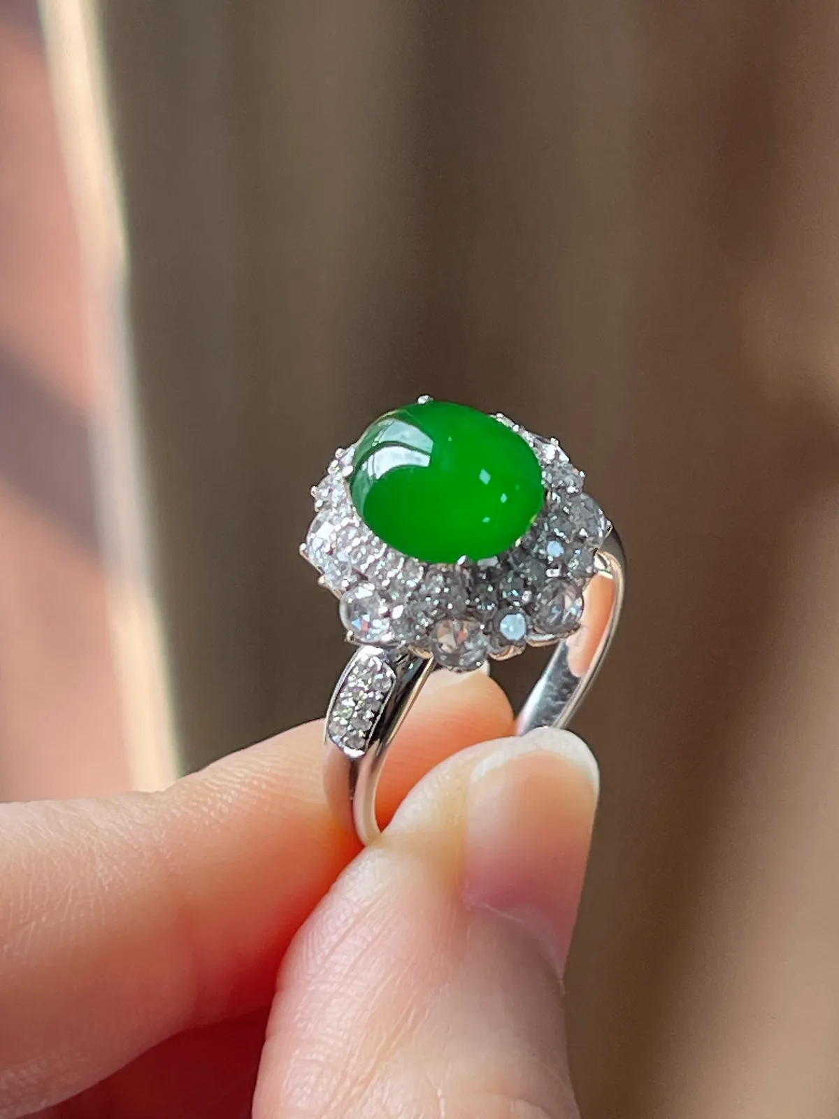 18k金翡翠满绿戒指