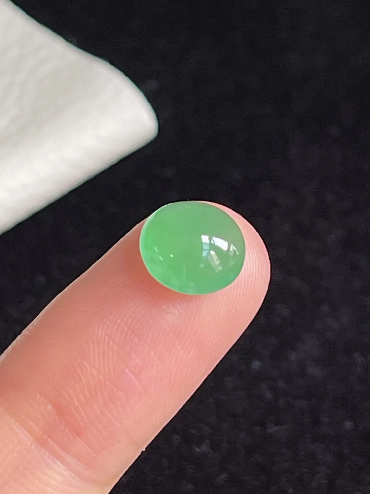 翡翠冰种浅绿色戒面