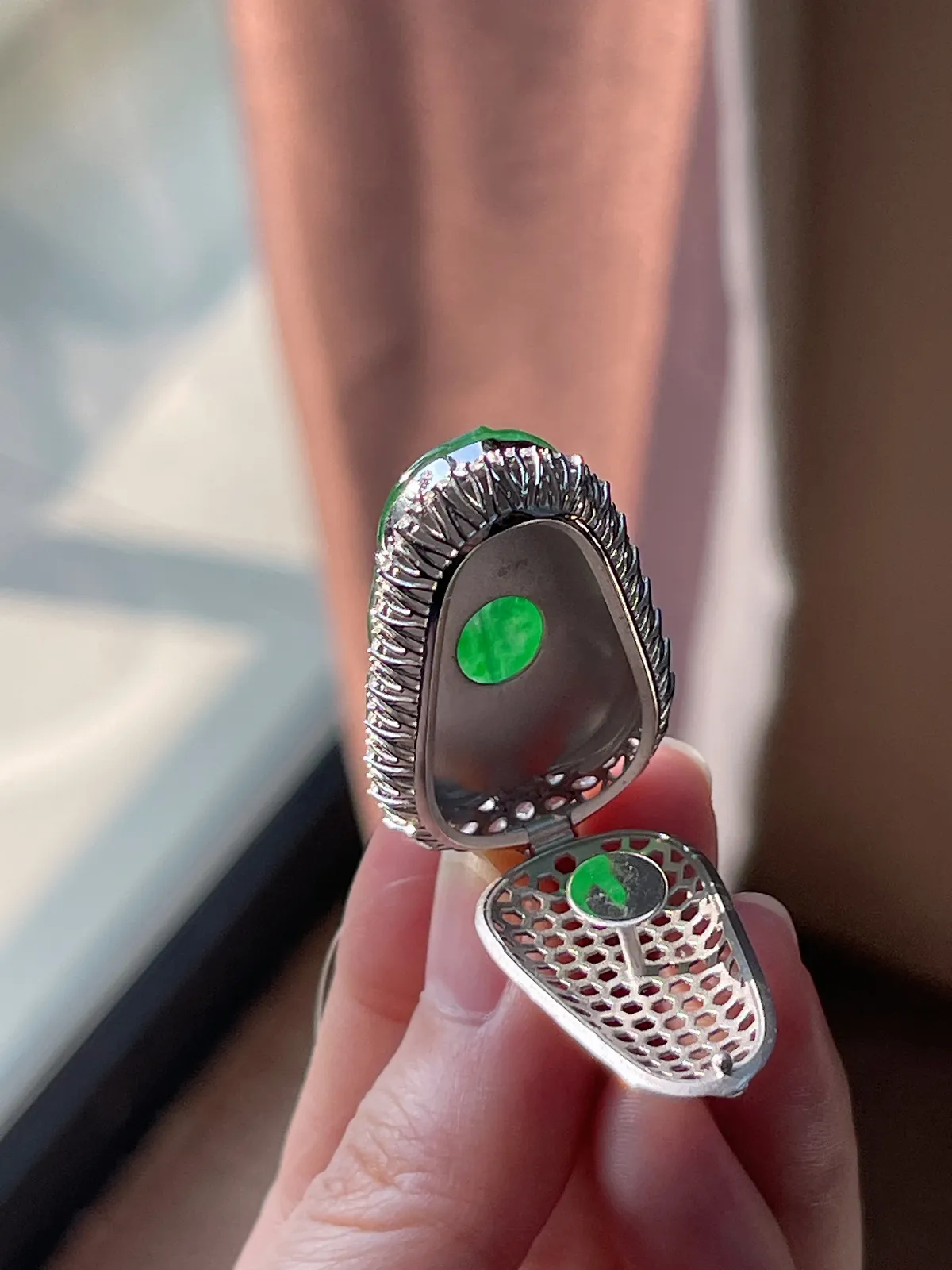 18k金翡翠糯化种绿色叶子吊坠