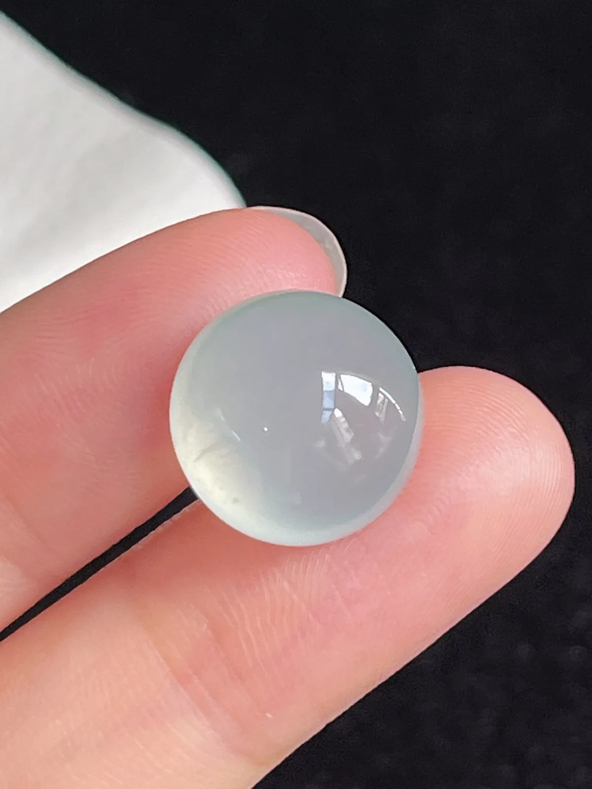 翡翠冰糯种淡绿色戒面