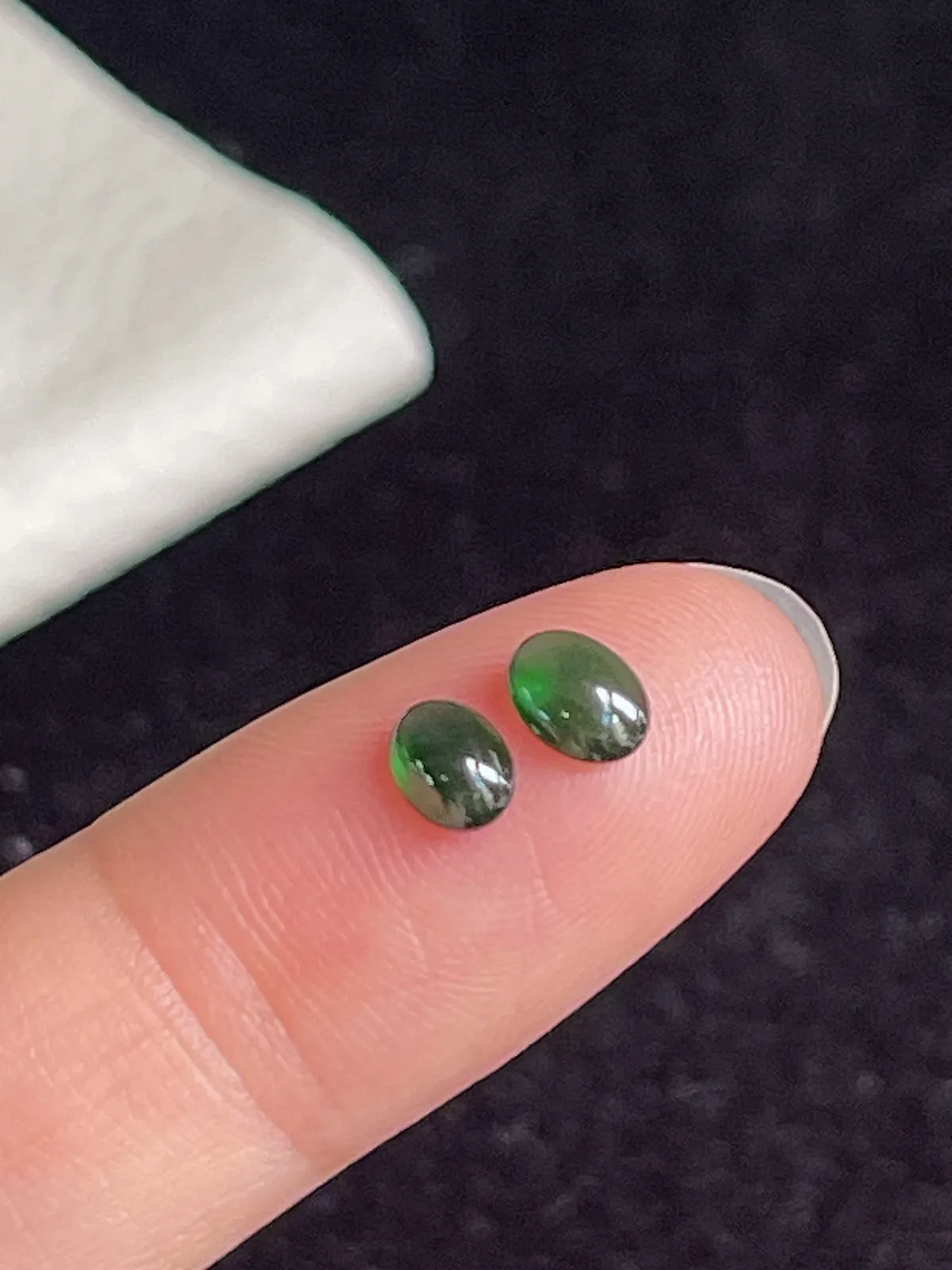 翡翠蛋面，单颗价