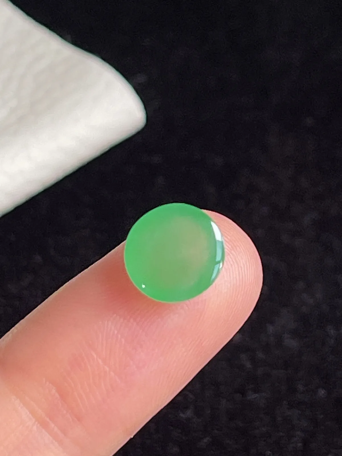 翡翠冰种浅绿色戒面