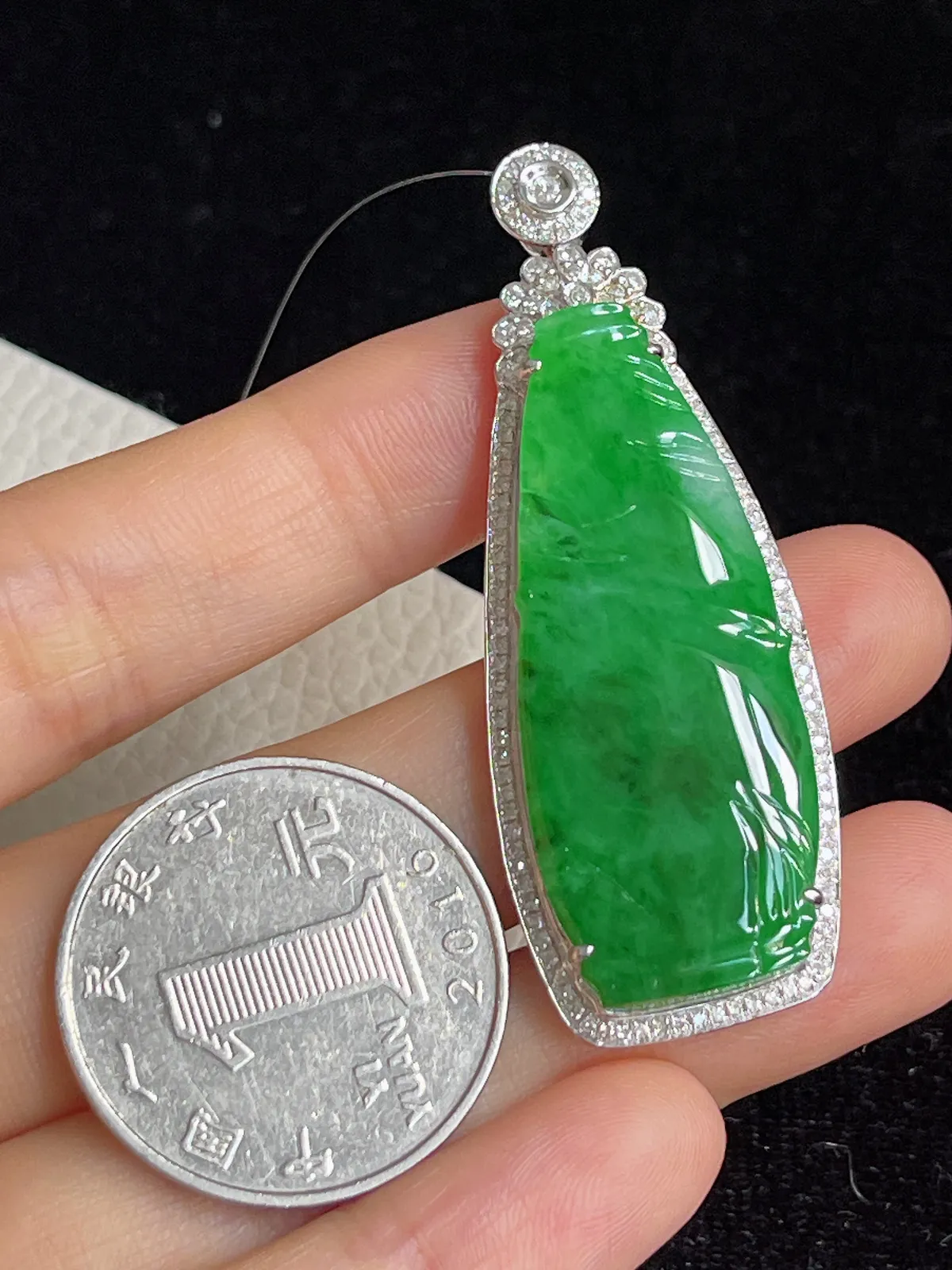 翡翠糯化种竹节挂坠，印记：G18K