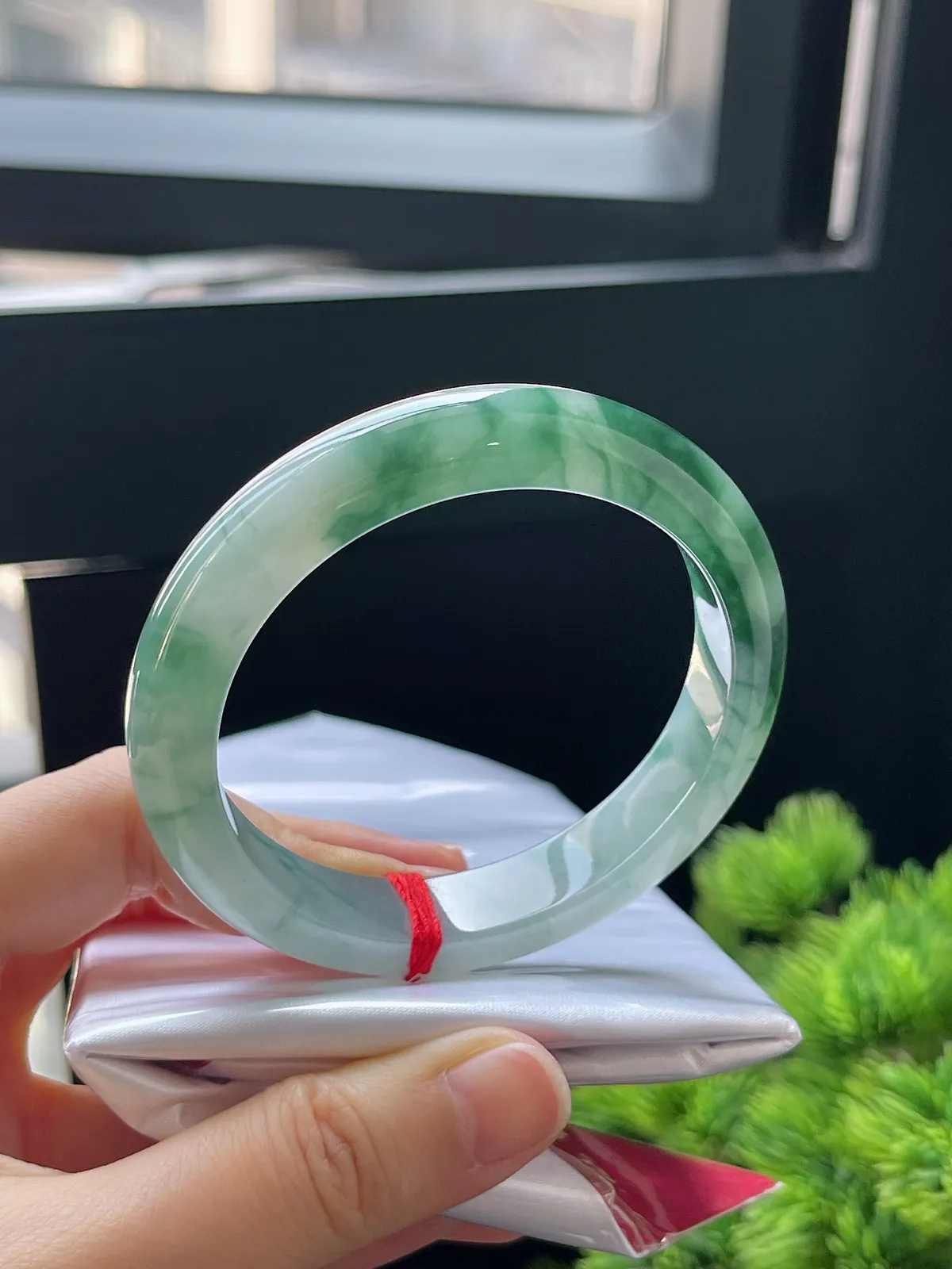 正圈54，翡翠糯化种飘花手镯