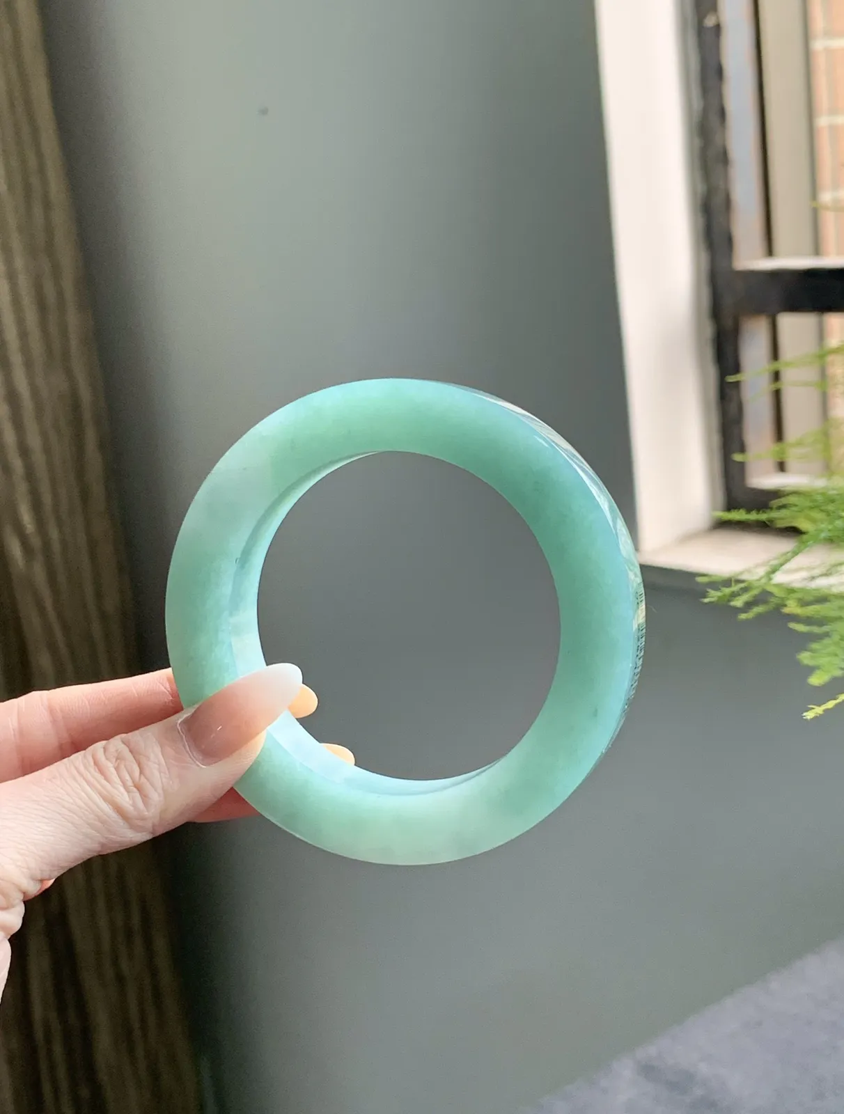 【冰胶湖水绿】