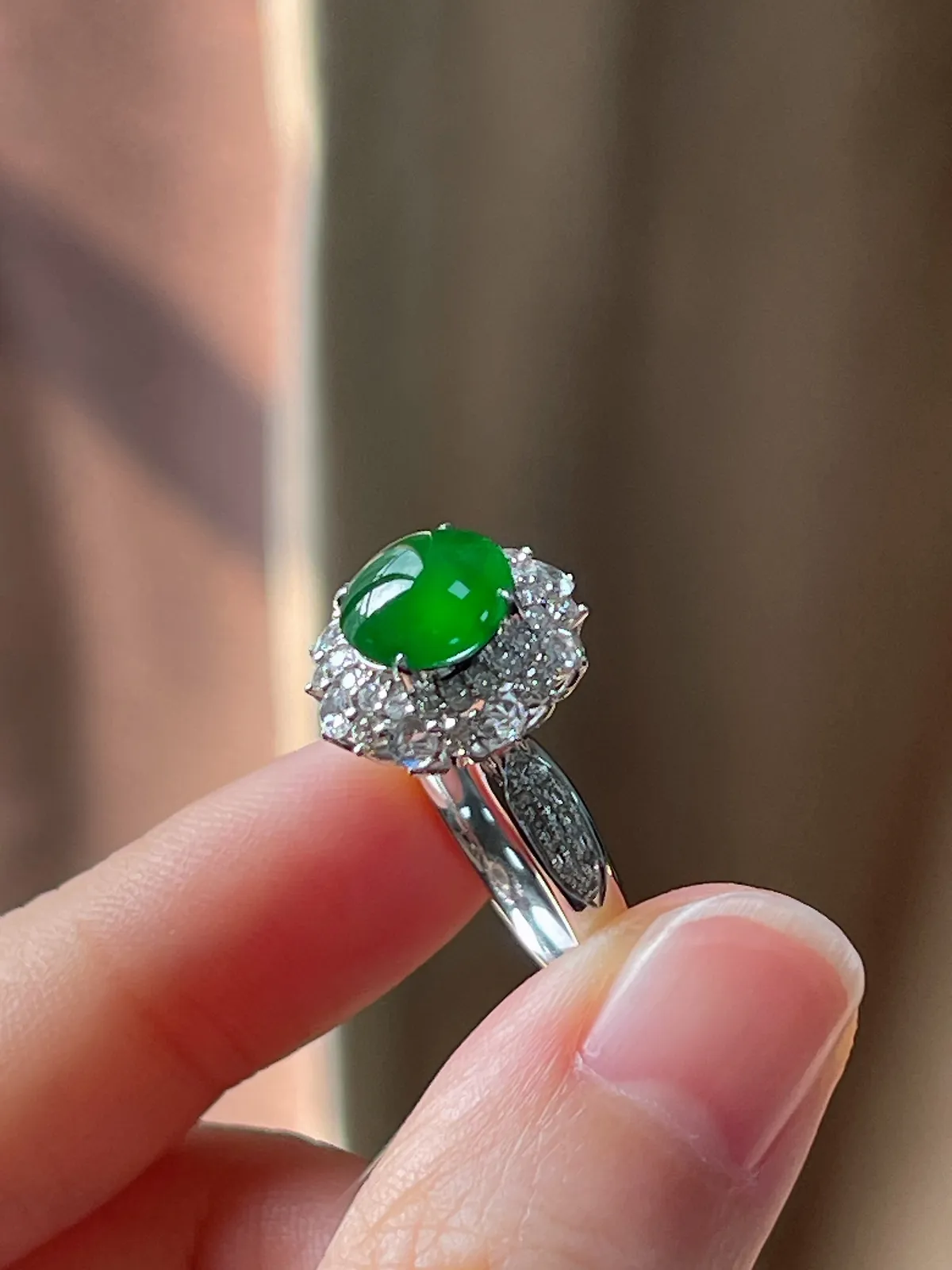 18k金翡翠满绿戒指