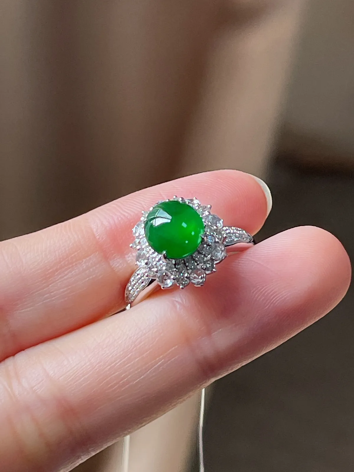 18k金翡翠满绿戒指