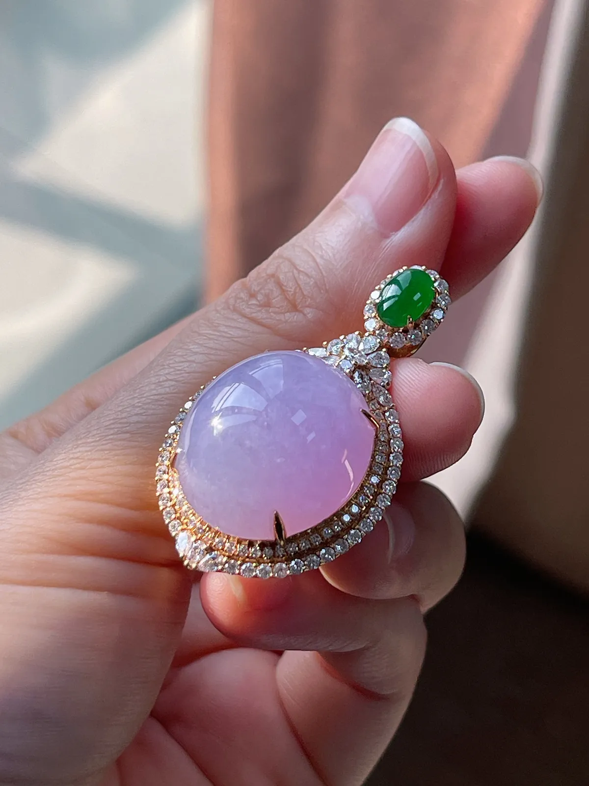 18k金翡翠糯化种紫色大蛋面吊坠