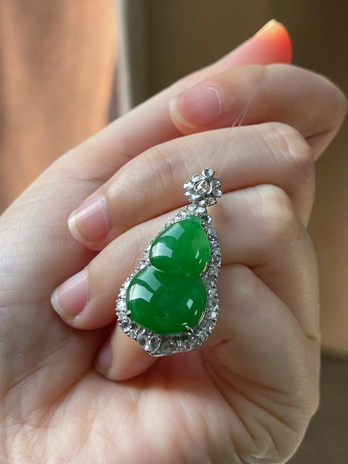 18k金翡翠冰糯种绿色葫芦吊坠