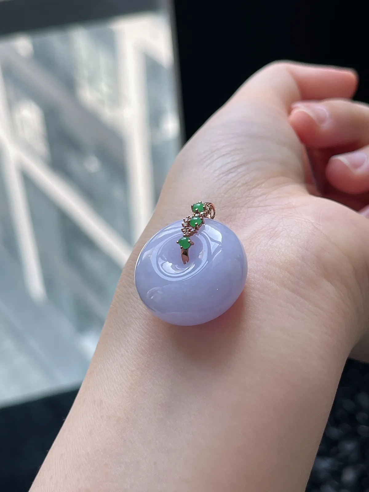 翡翠糯化种满紫肥扣平安扣，印记：G18K,伴钻石