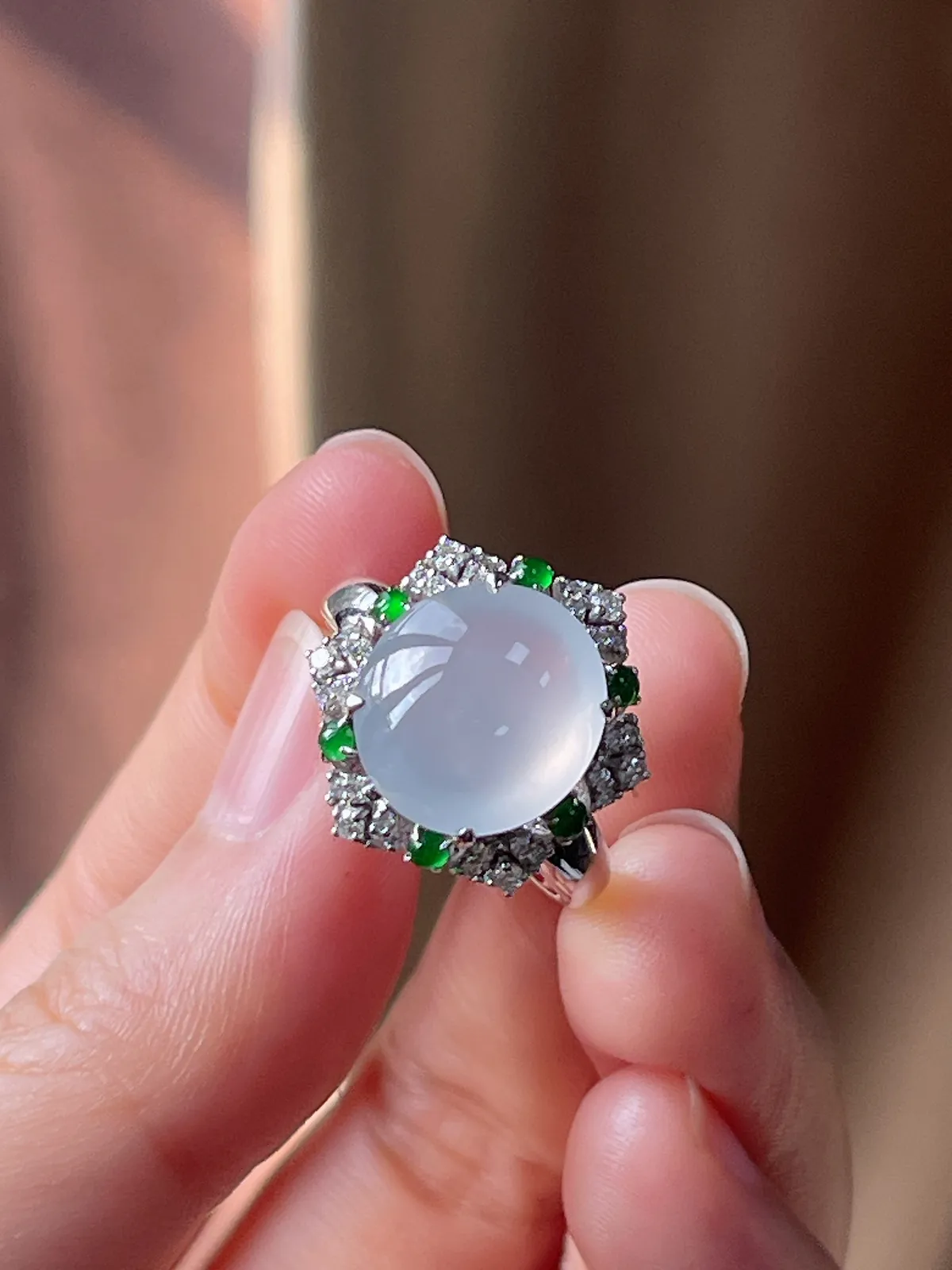 18k金翡翠冰种白色戒指