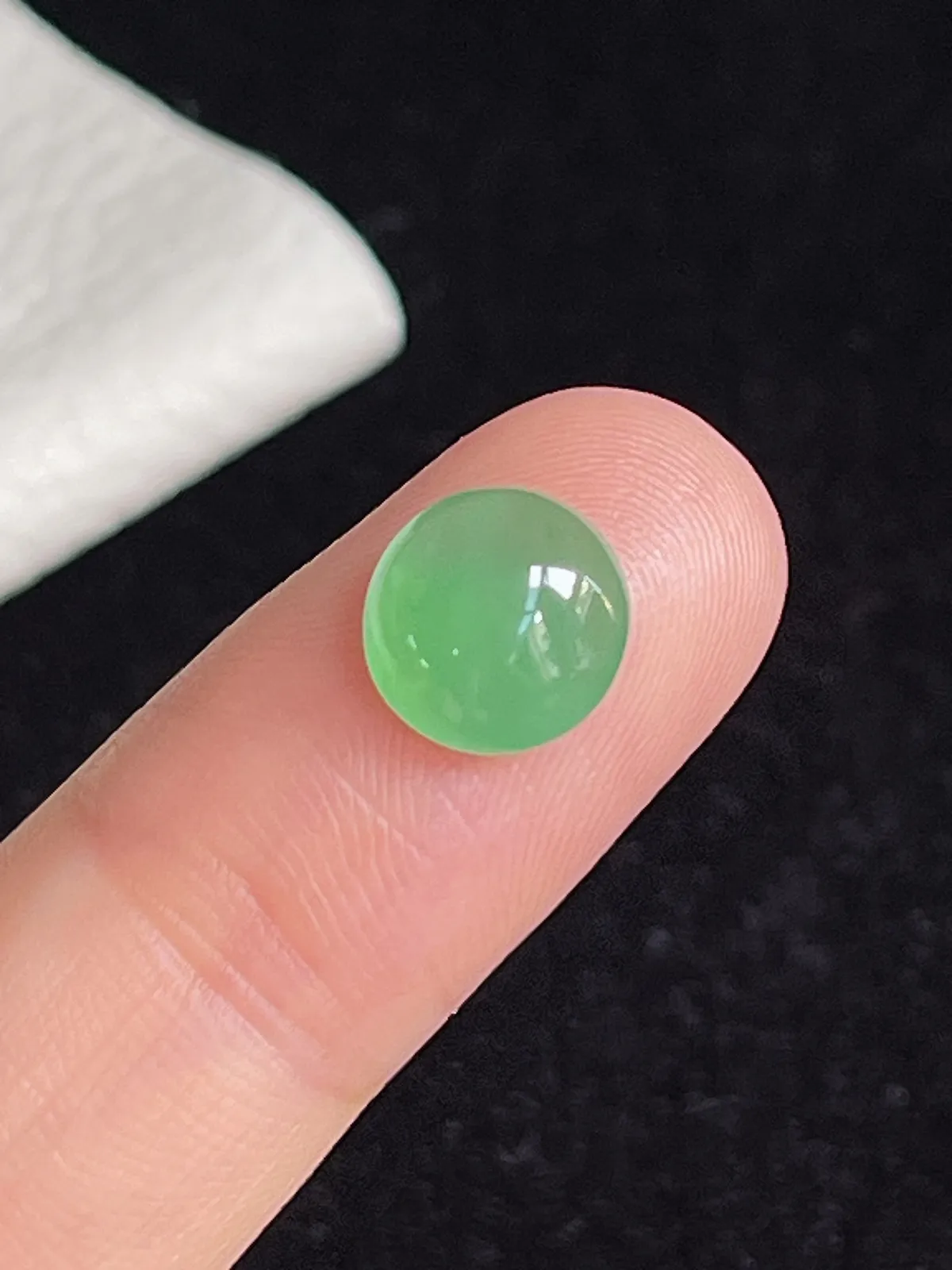 翡翠冰种浅绿色戒面