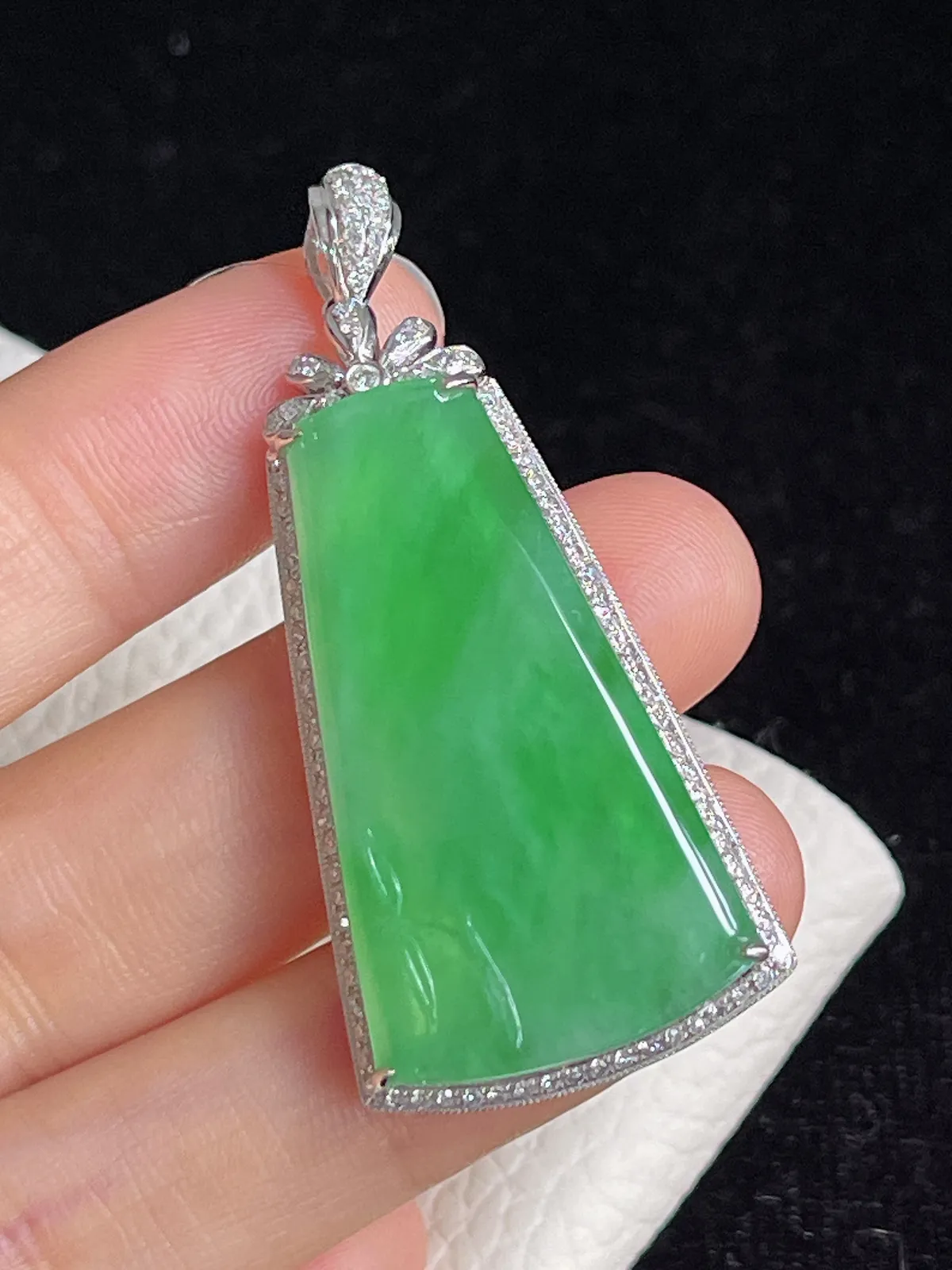 翡翠冰糯种竹节挂坠，印记：G18K