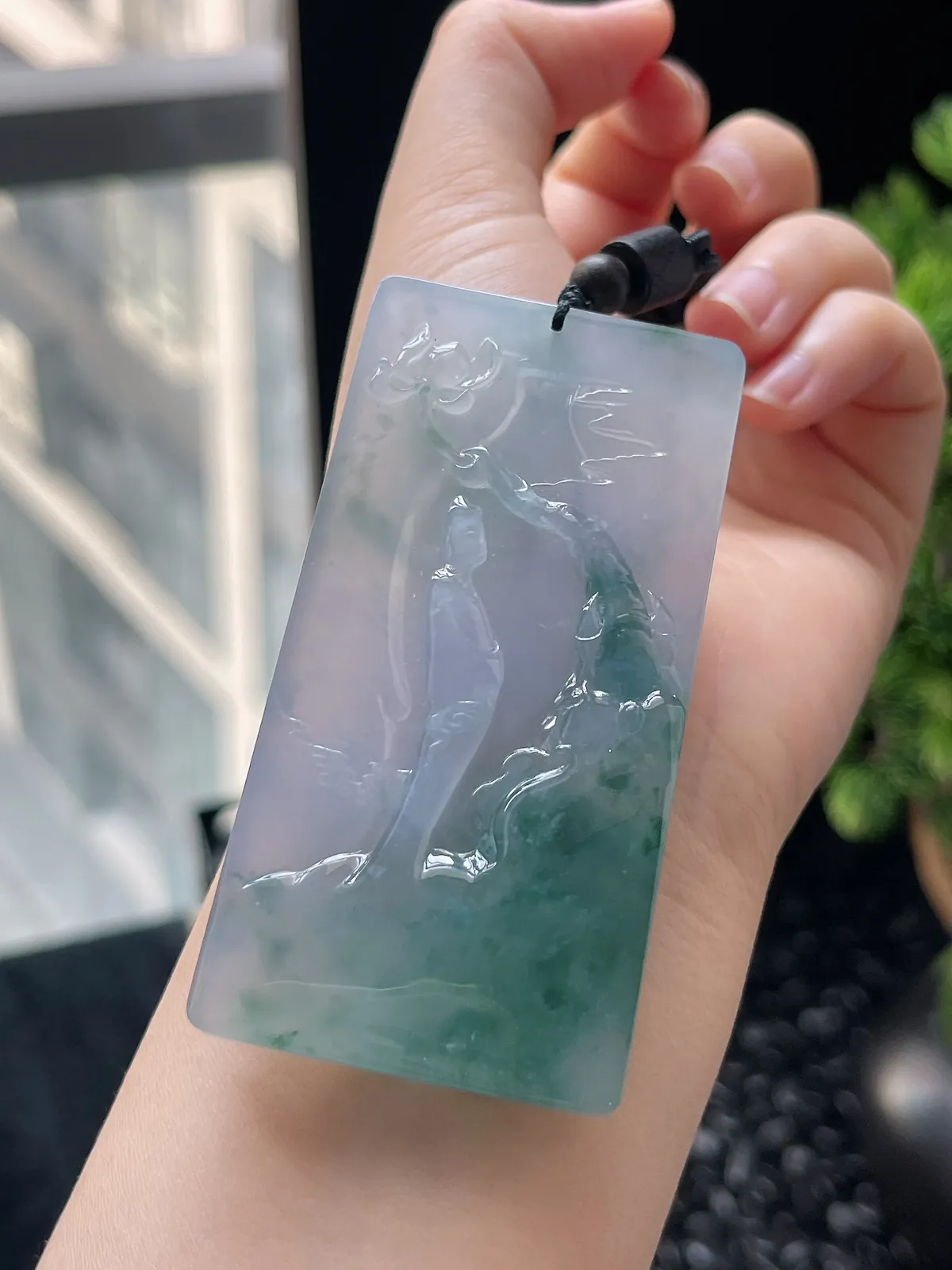 翡翠冰种飘花意境挂坠