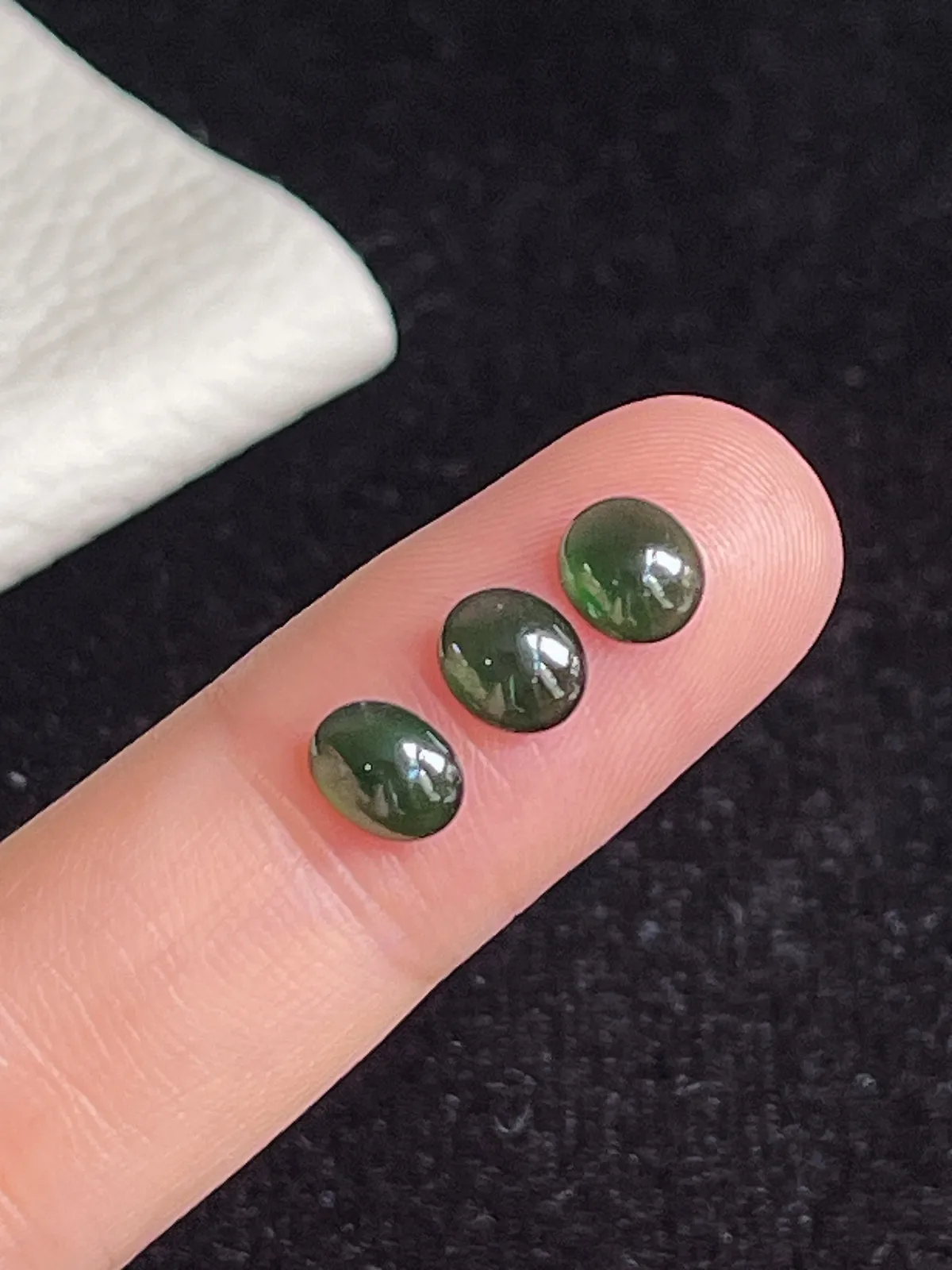 翡翠蛋面，单颗价