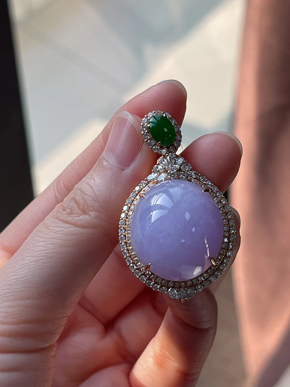 18k金翡翠糯化种紫色大蛋面吊坠