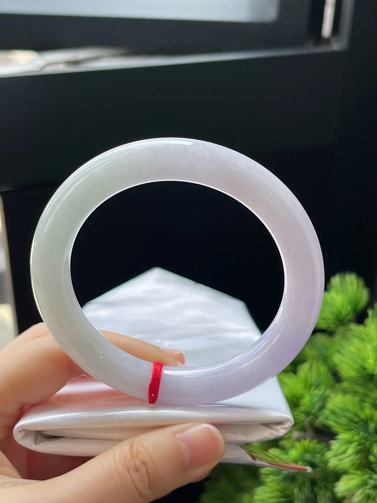 圆条58.6，翡翠糯化种淡紫色手镯