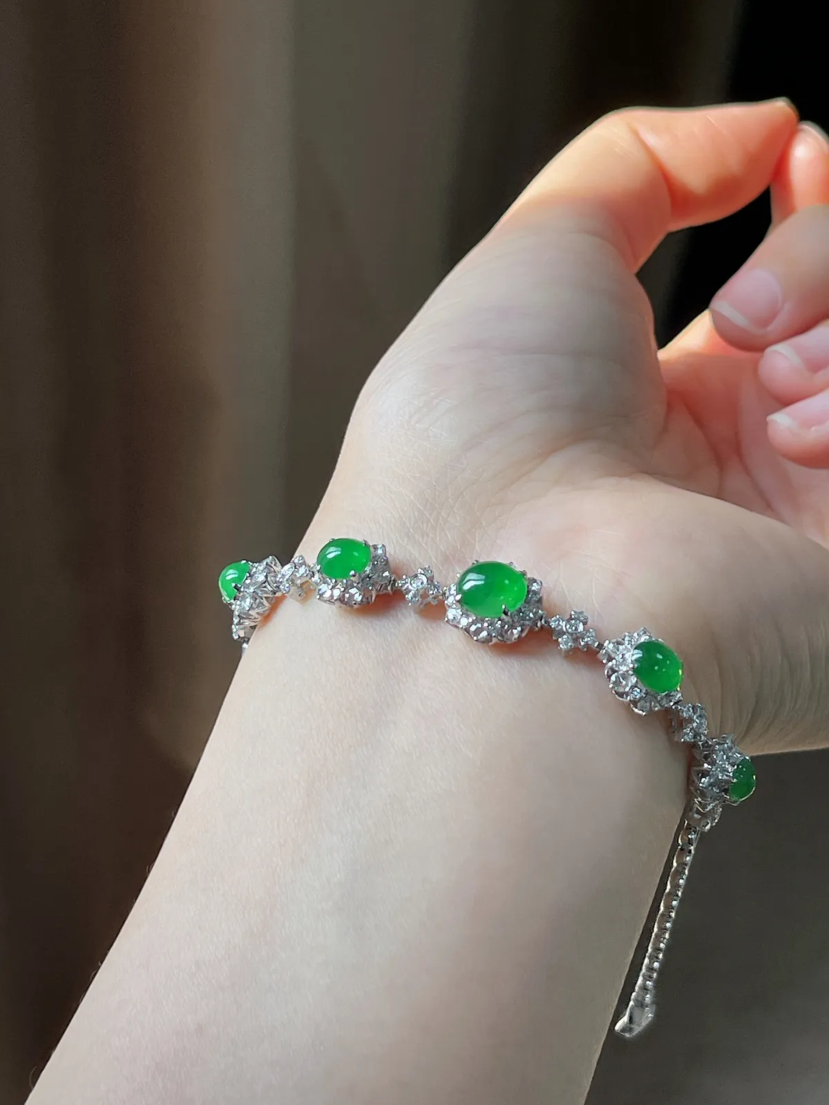 18k金翡翠冰满绿手链