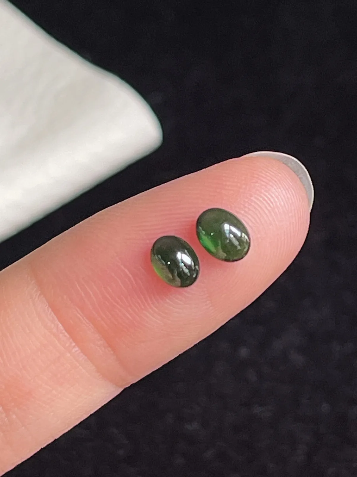 翡翠蛋面，单颗价