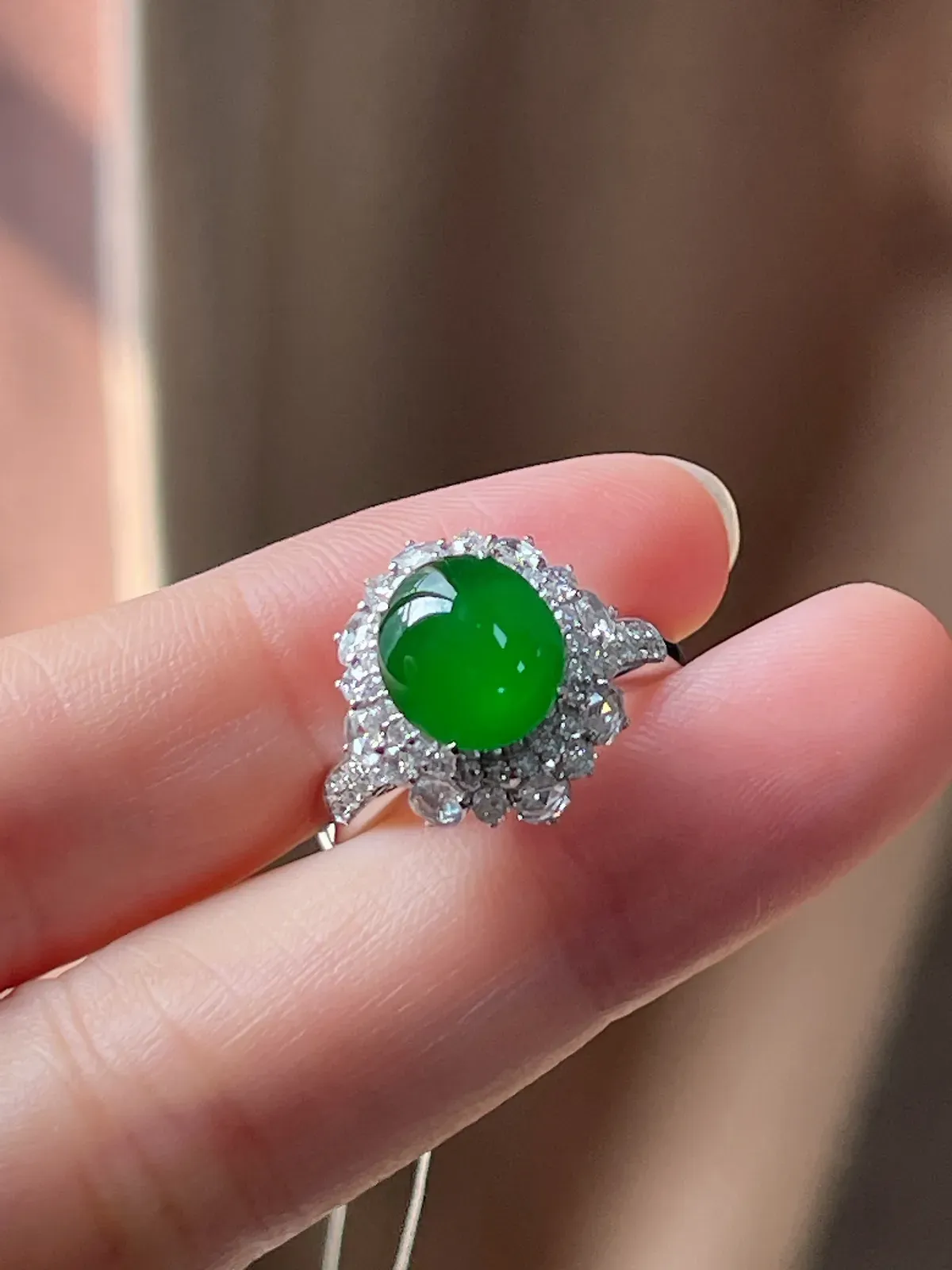 18k金翡翠满绿戒指