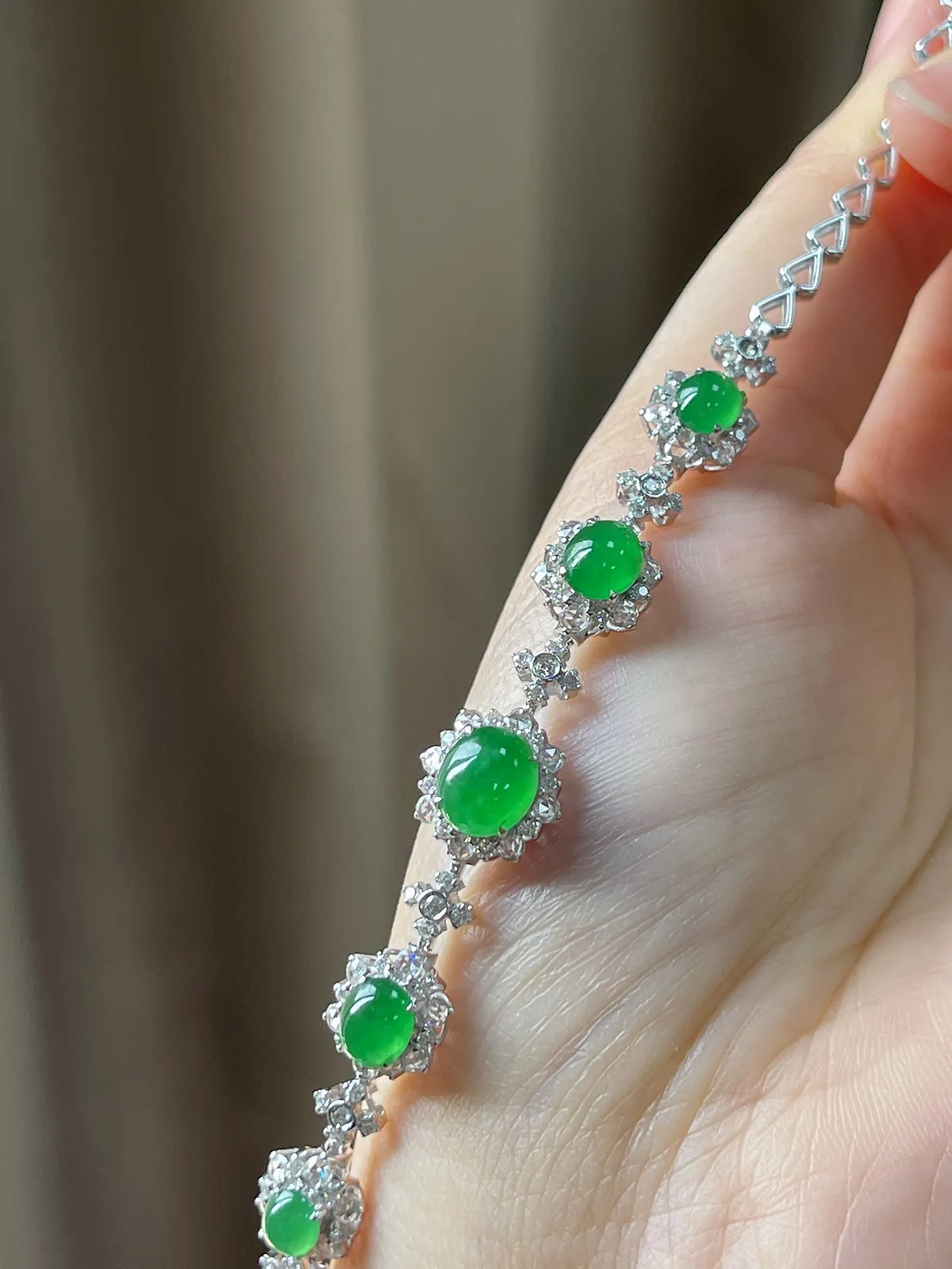 18k金翡翠冰满绿手链