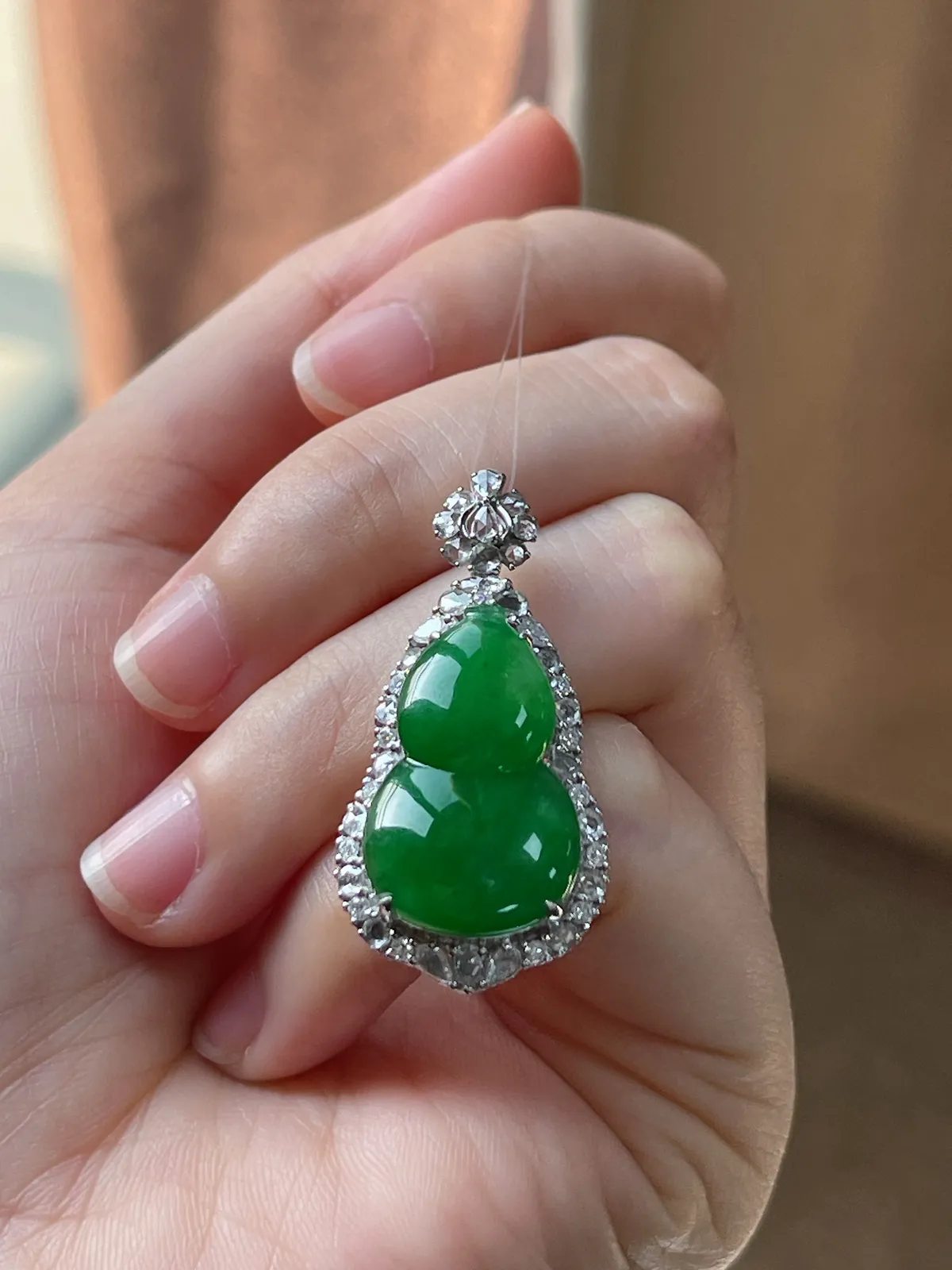 18k金翡翠冰糯种绿色葫芦吊坠