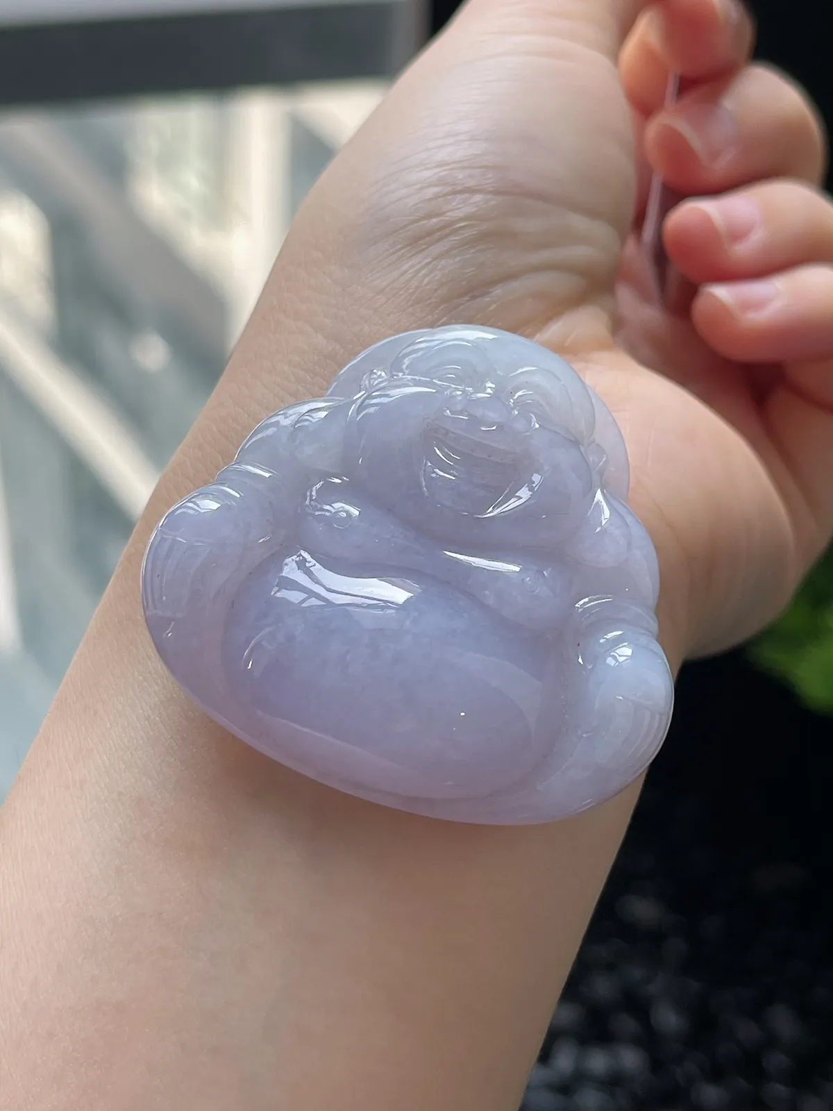 翡翠糯化种淡紫色佛公挂坠