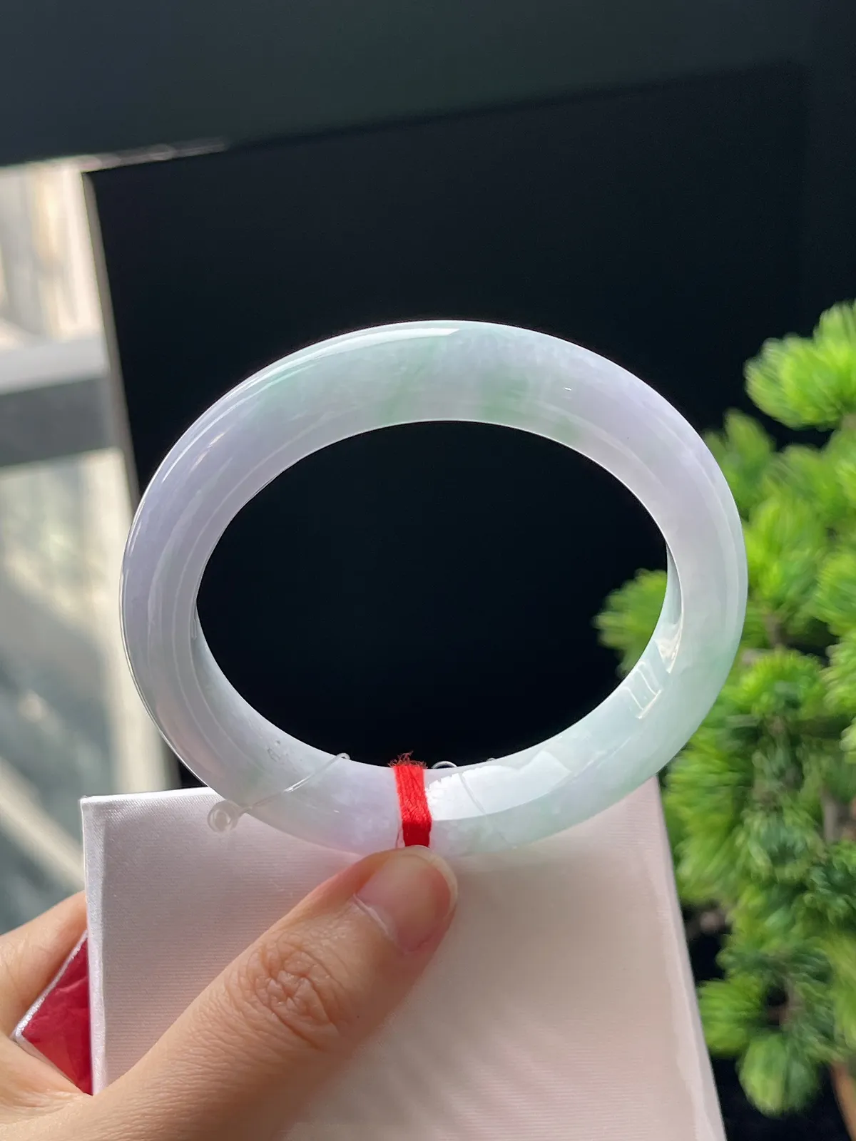 正圈58圈口，翡翠糯化种春带彩手镯