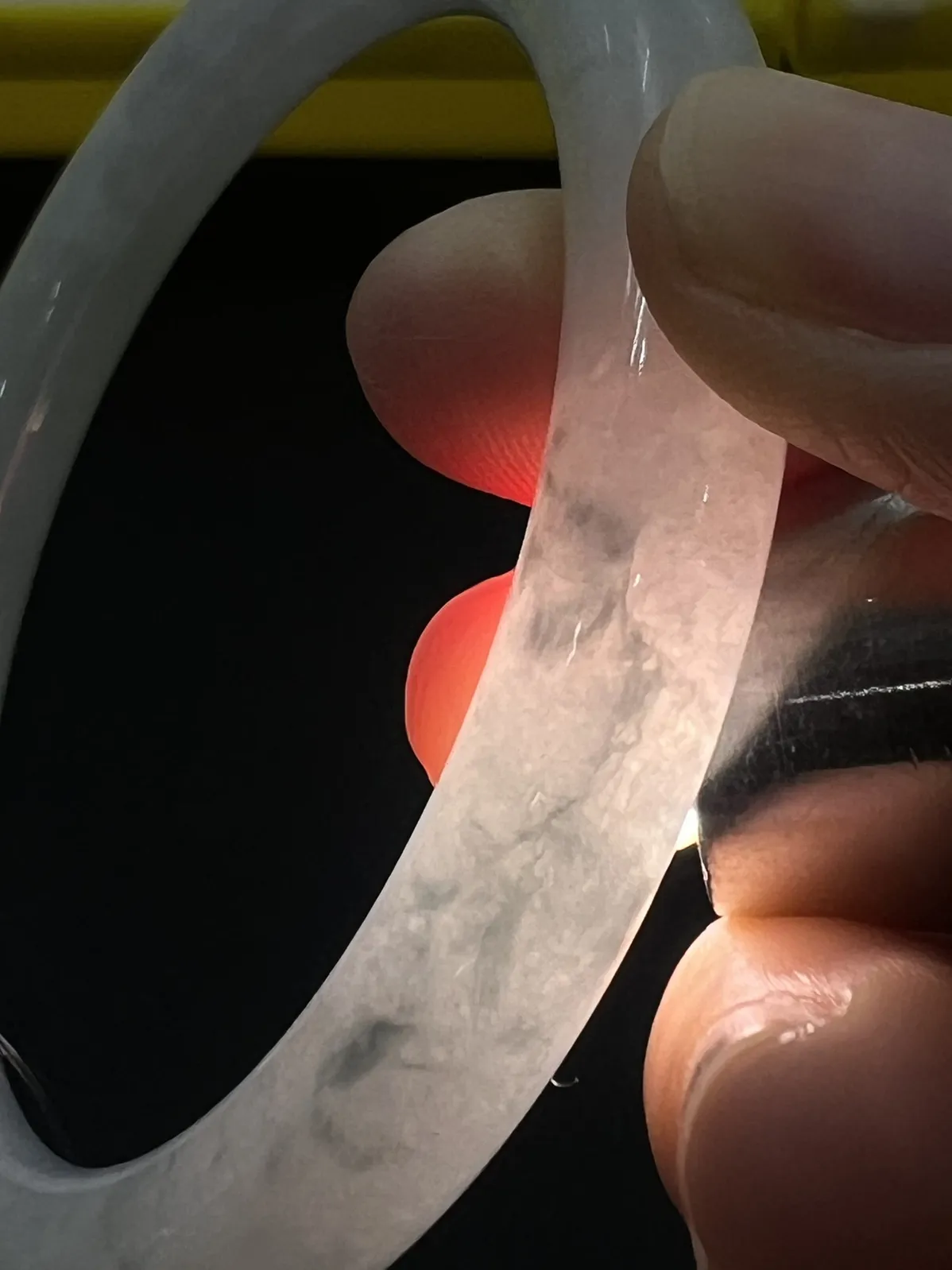 圆镯56圈口，翡翠糯化种白色手镯