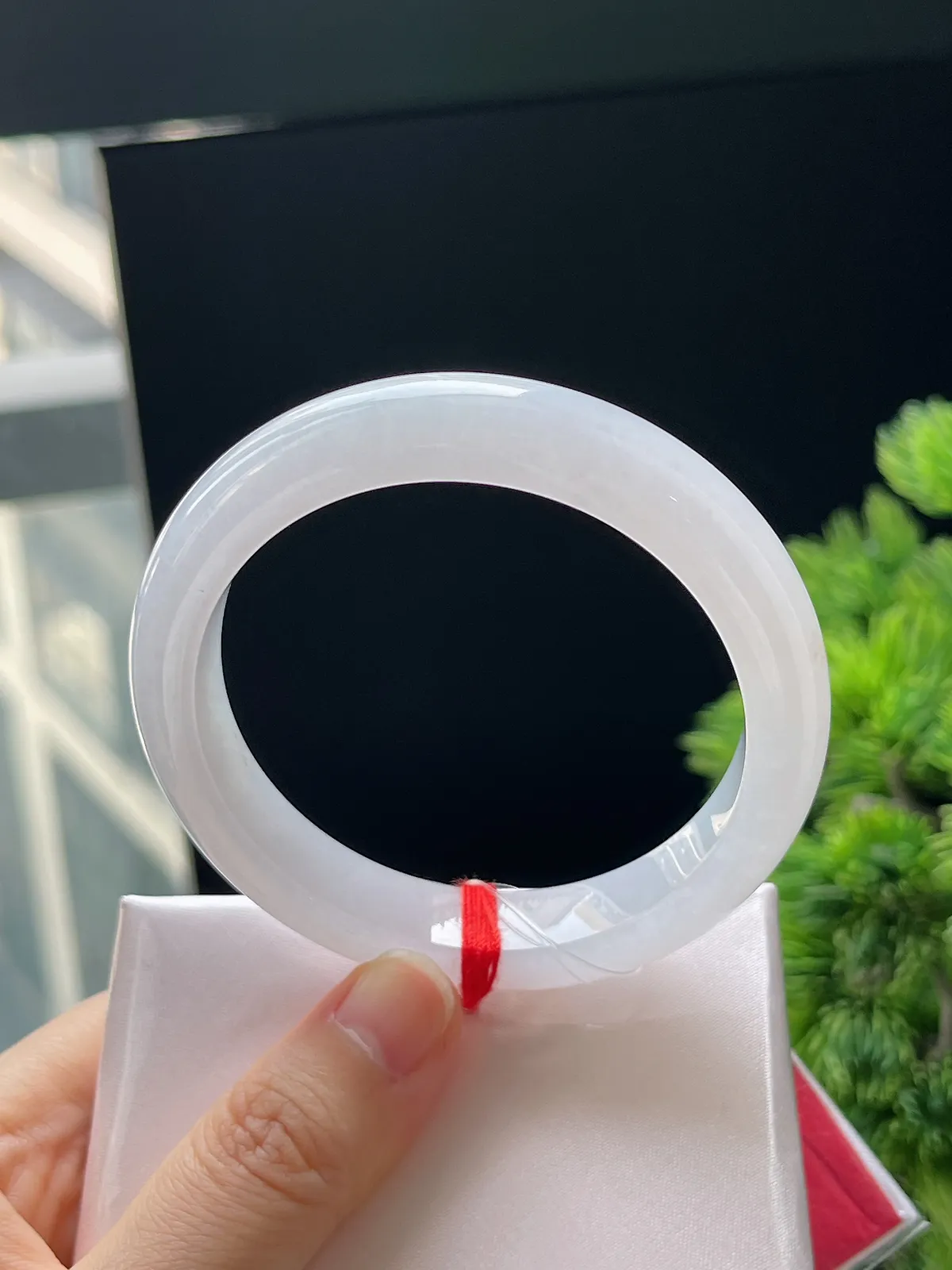 正圈55圈口，翡翠冰糯白色手镯