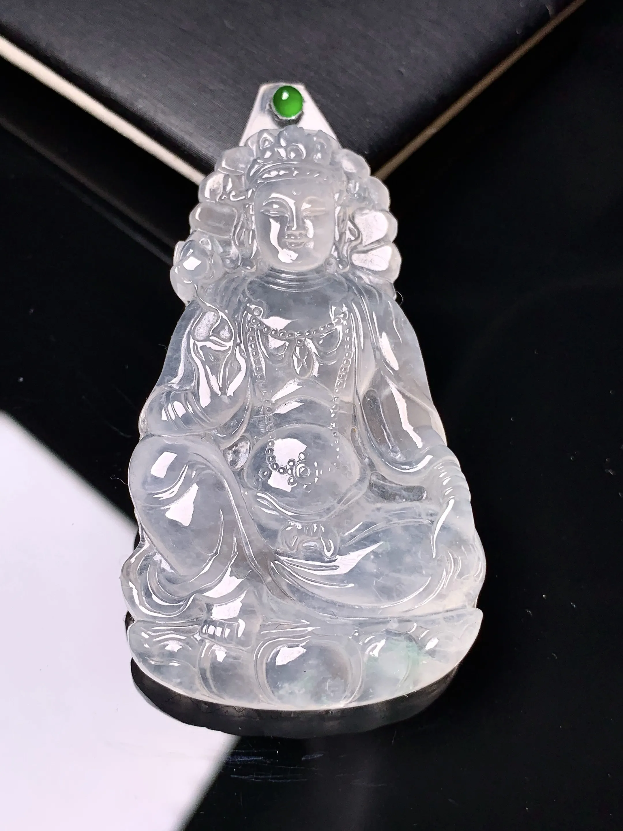 镶嵌款 冰种度母观音吊坠 玉质细腻 色泽艳丽清新 整体尺寸53.5*31*4.8