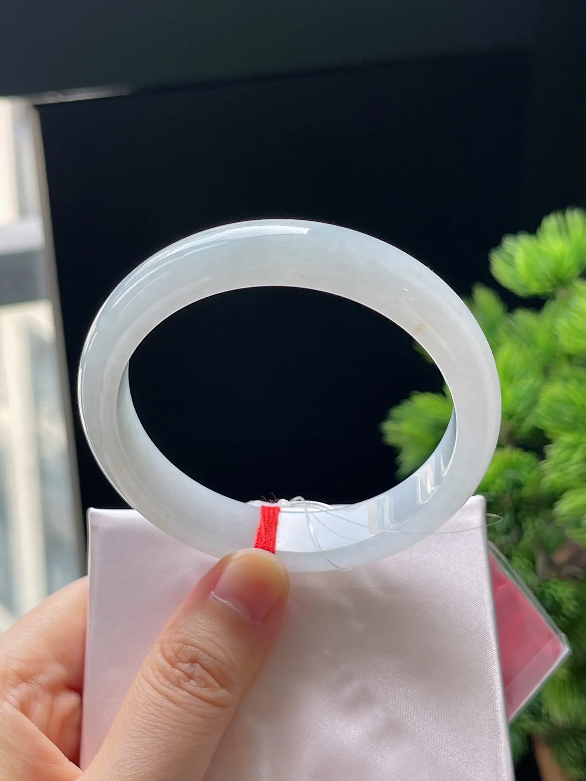 正圈55.5圈口，翡翠冰糯种白色手镯