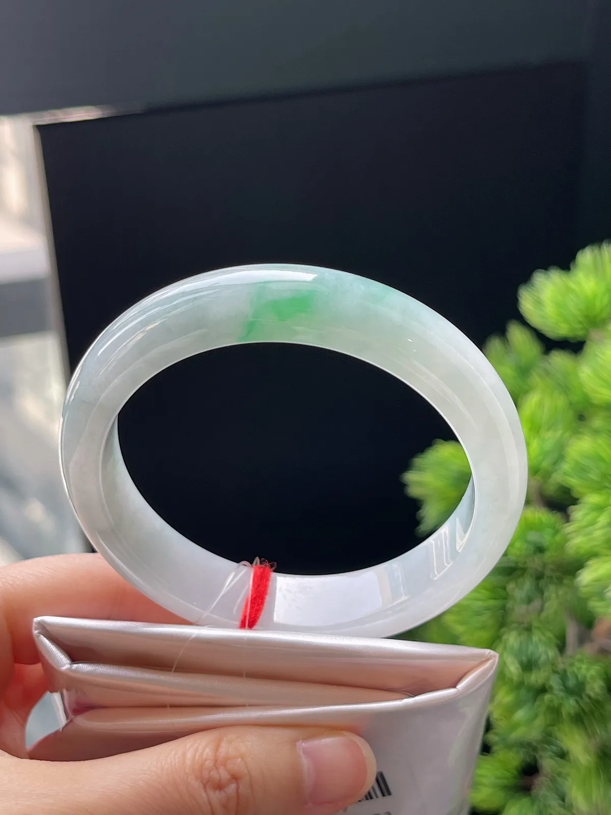 正圈57.2圈口，翡翠冰糯种飘花手镯