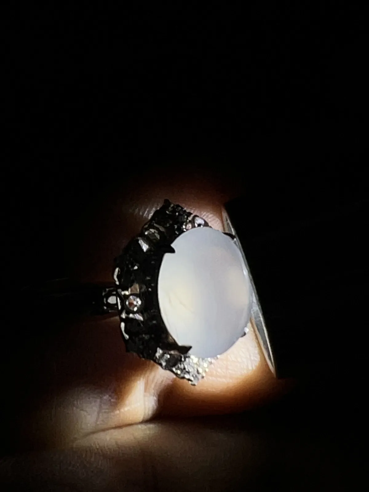 18k金翡翠白冰戒指