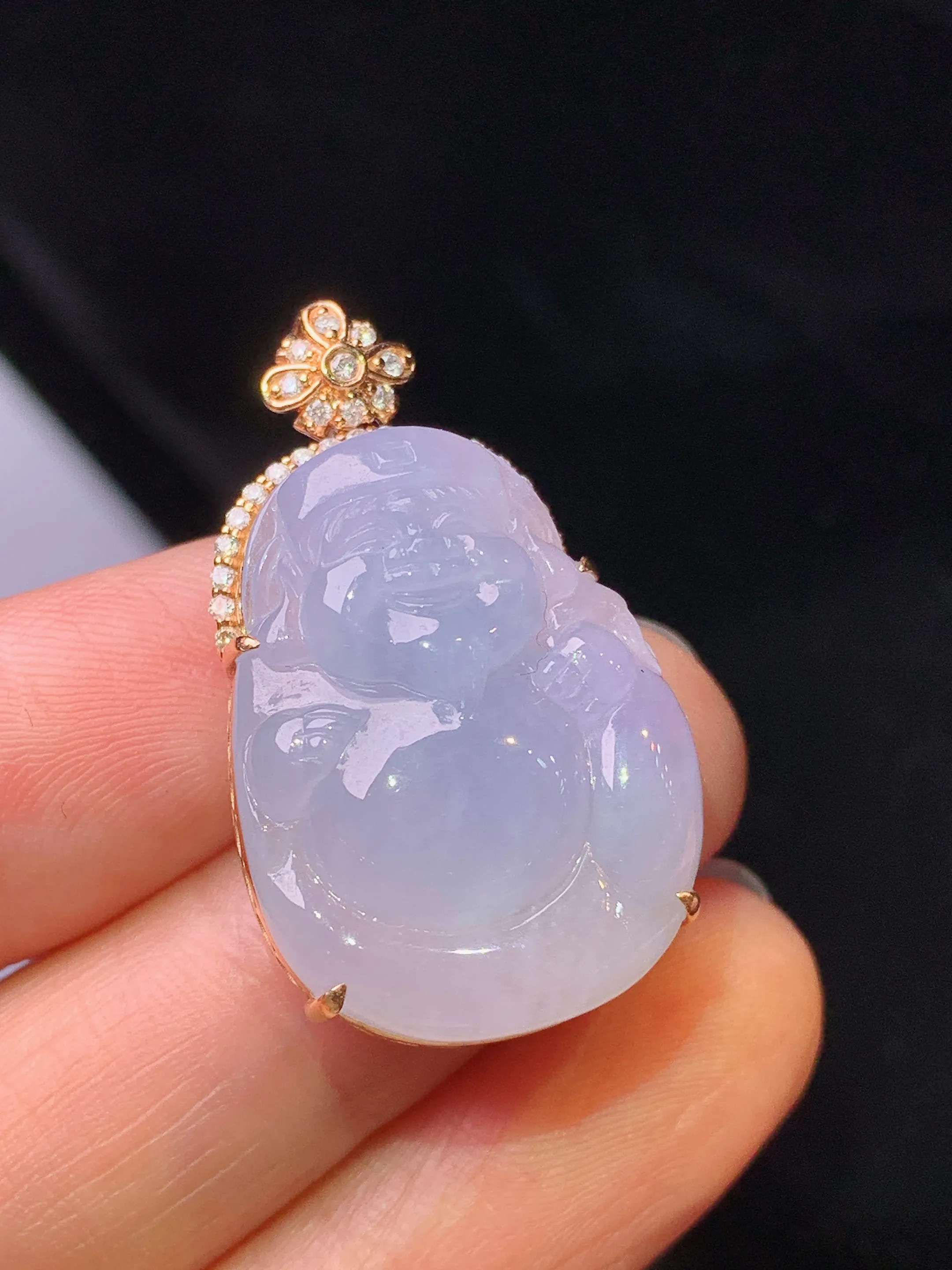 18k金钻镶嵌淡紫罗兰财神吊坠 玉质细腻 色泽艳丽清新 整体尺寸32.2*18.5*9.6