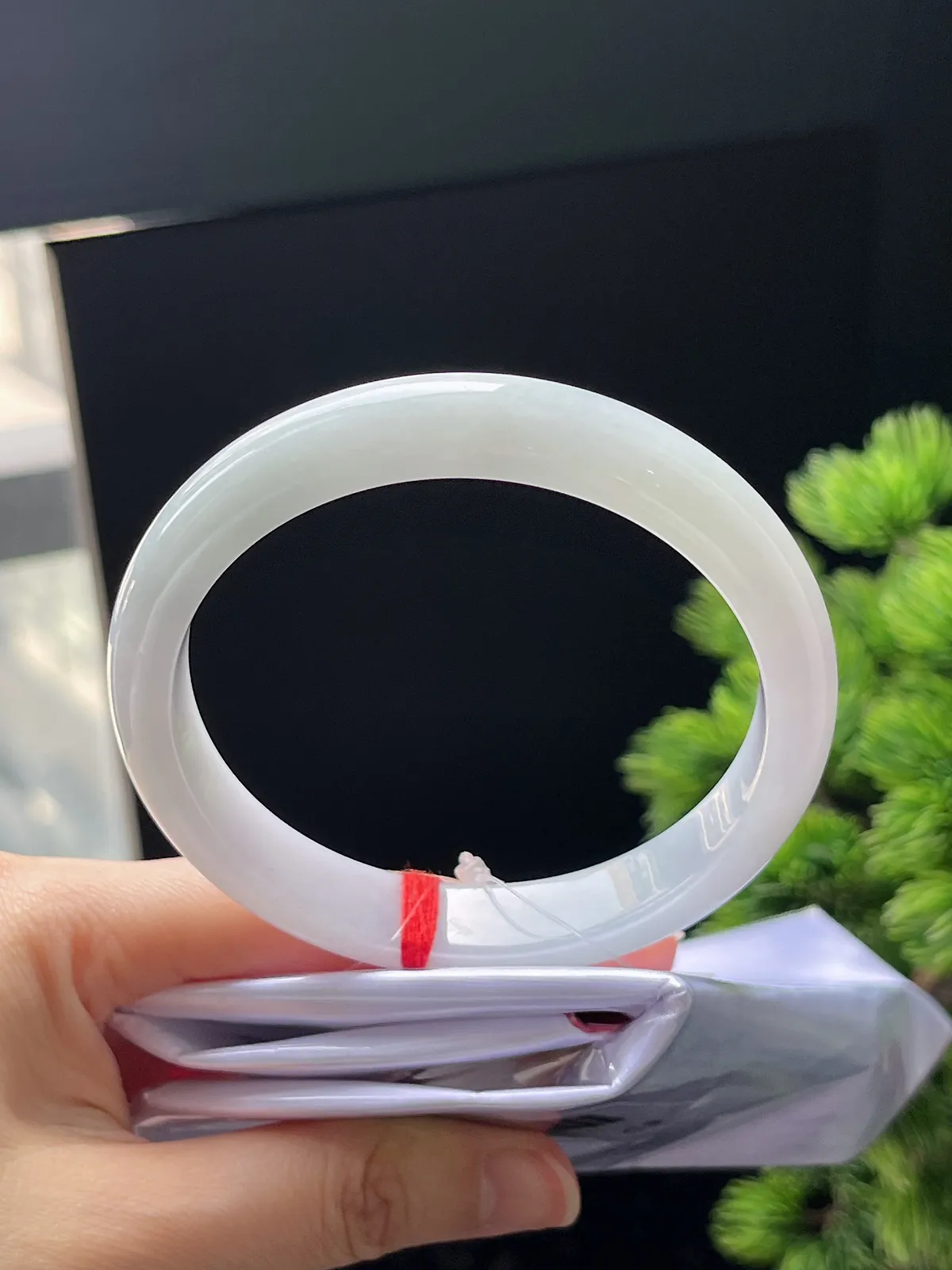 正圈63圈口，翡翠糯化种淡紫色手镯