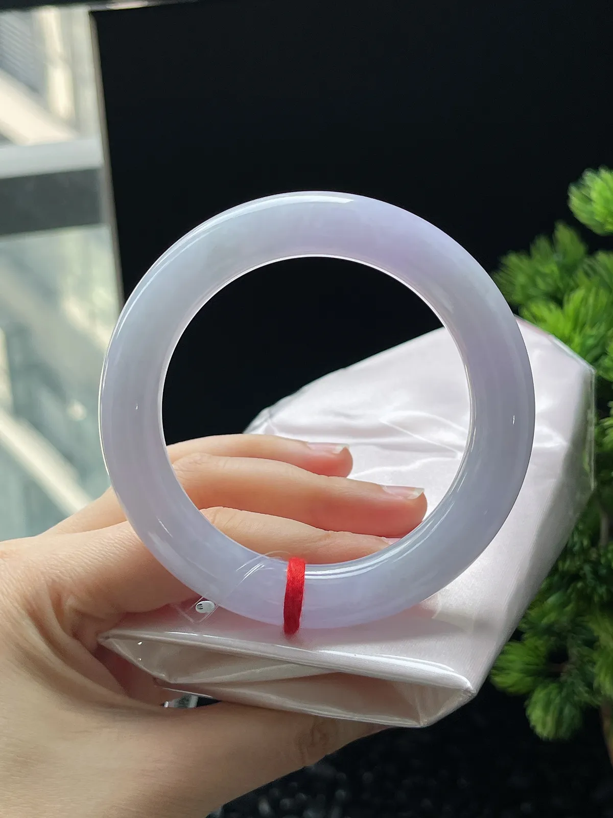 圆镯57圈口，翡翠糯化种紫色手镯