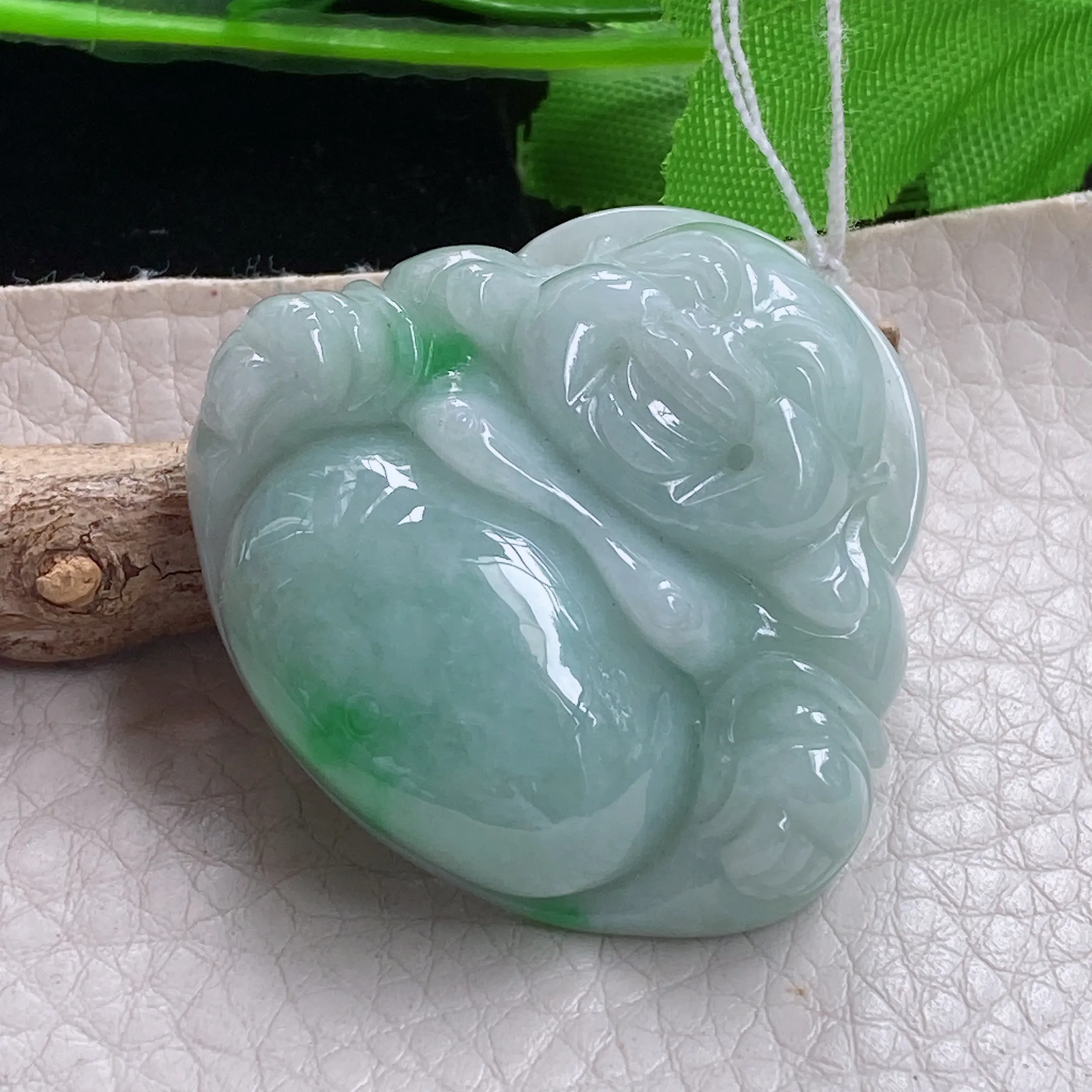 zen自然光38*41.6*12.5天然缅甸翡翠飘绿花小佛公 大肚佛玉吊坠