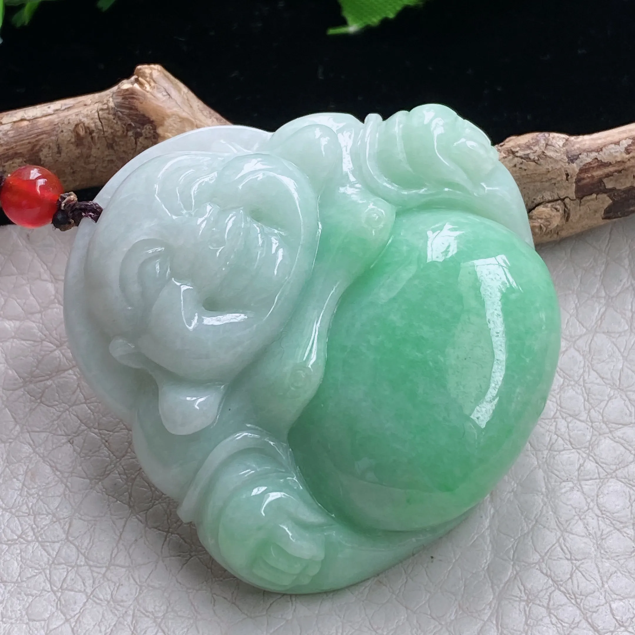 zen自然光49*52*12.8天然缅甸翡翠大佛公项坠豆绿俏雕弥勒佛像