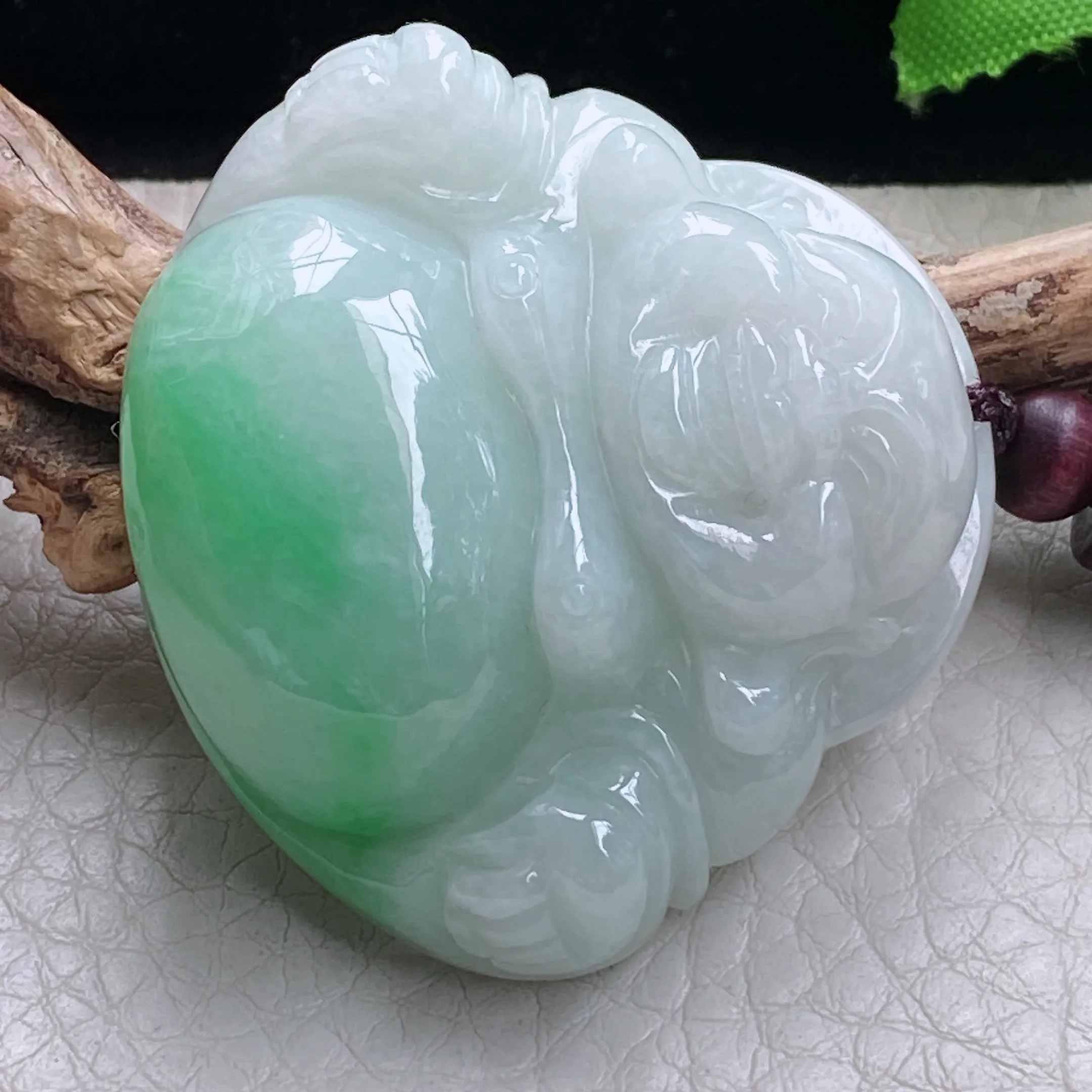 zen自然光41*44.3*13.8天然缅甸翡翠白底青佛公项坠 弥勒佛毛衣坠