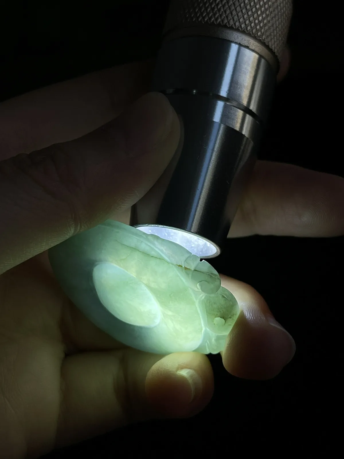 厚装深蓝色冰润翡翠福贝，翡翠吊坠